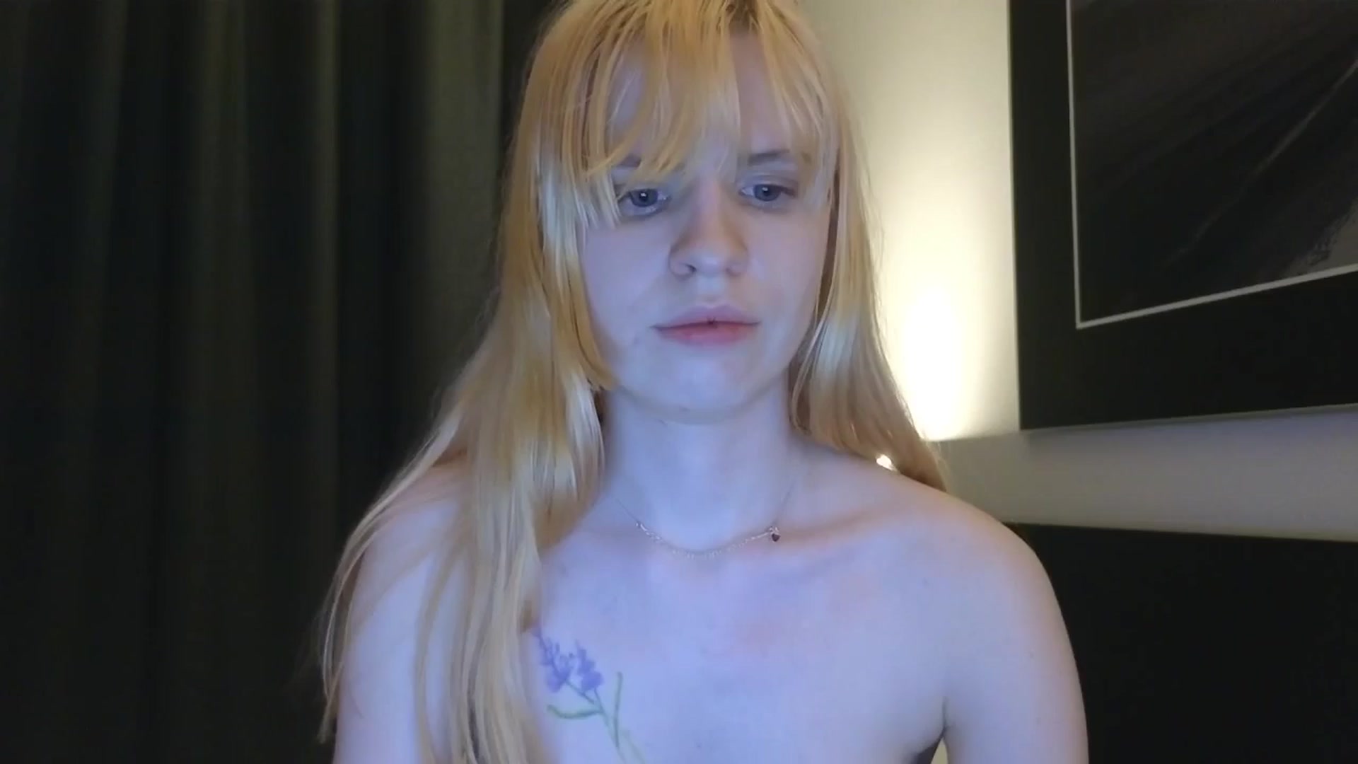 Gallery image thumbnail from Yuri_elfie's myfreecams stream on, 08/07/2025, 07:37 image 8 of 20
