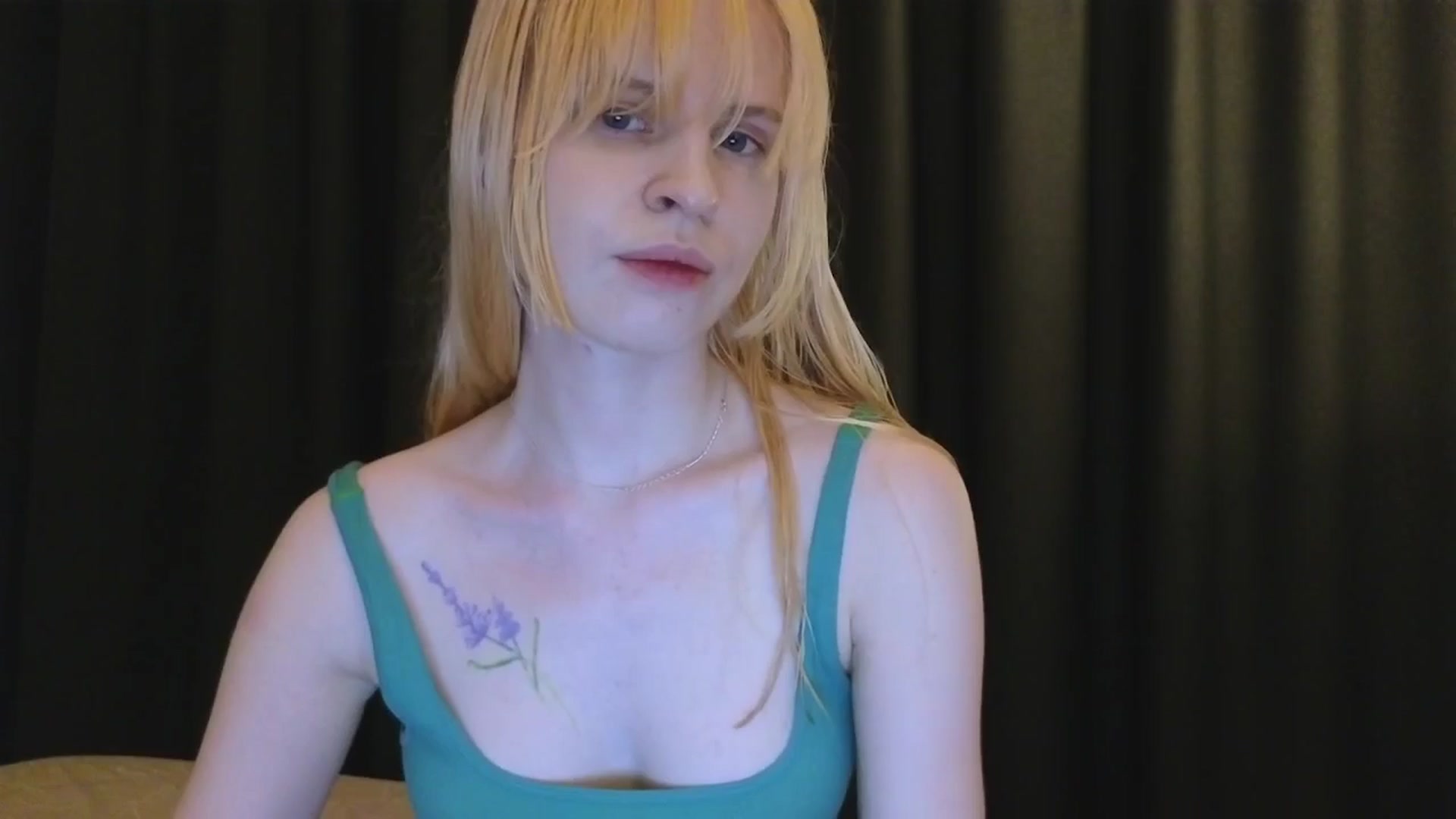 Gallery image thumbnail from Yuri_elfie's myfreecams stream on, 08/10/2025, 05:42 image 2 of 20