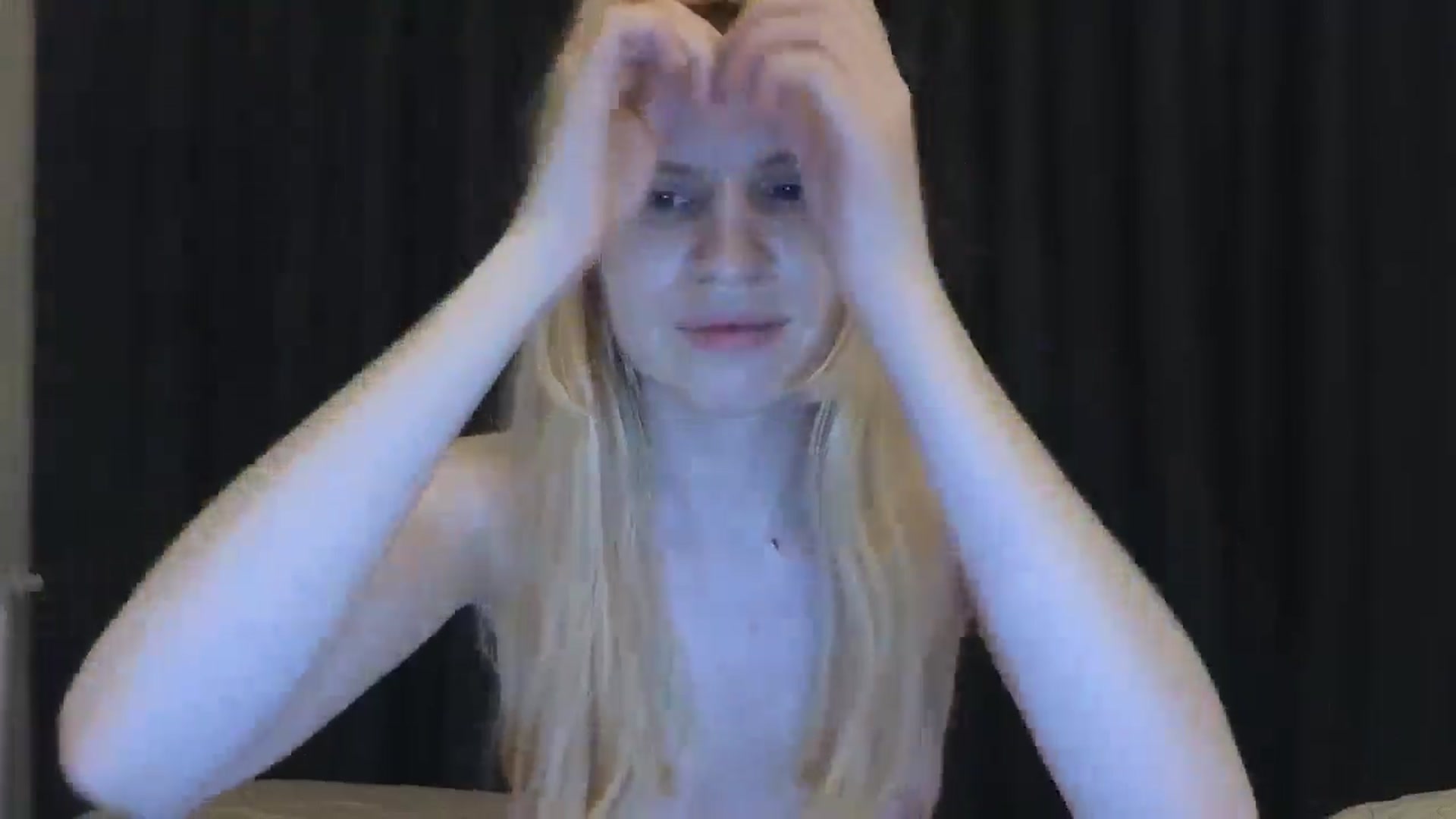 Gallery image thumbnail from Yuri_elfie's myfreecams stream on, 09/04/2025, 06:20 image 20 of 20