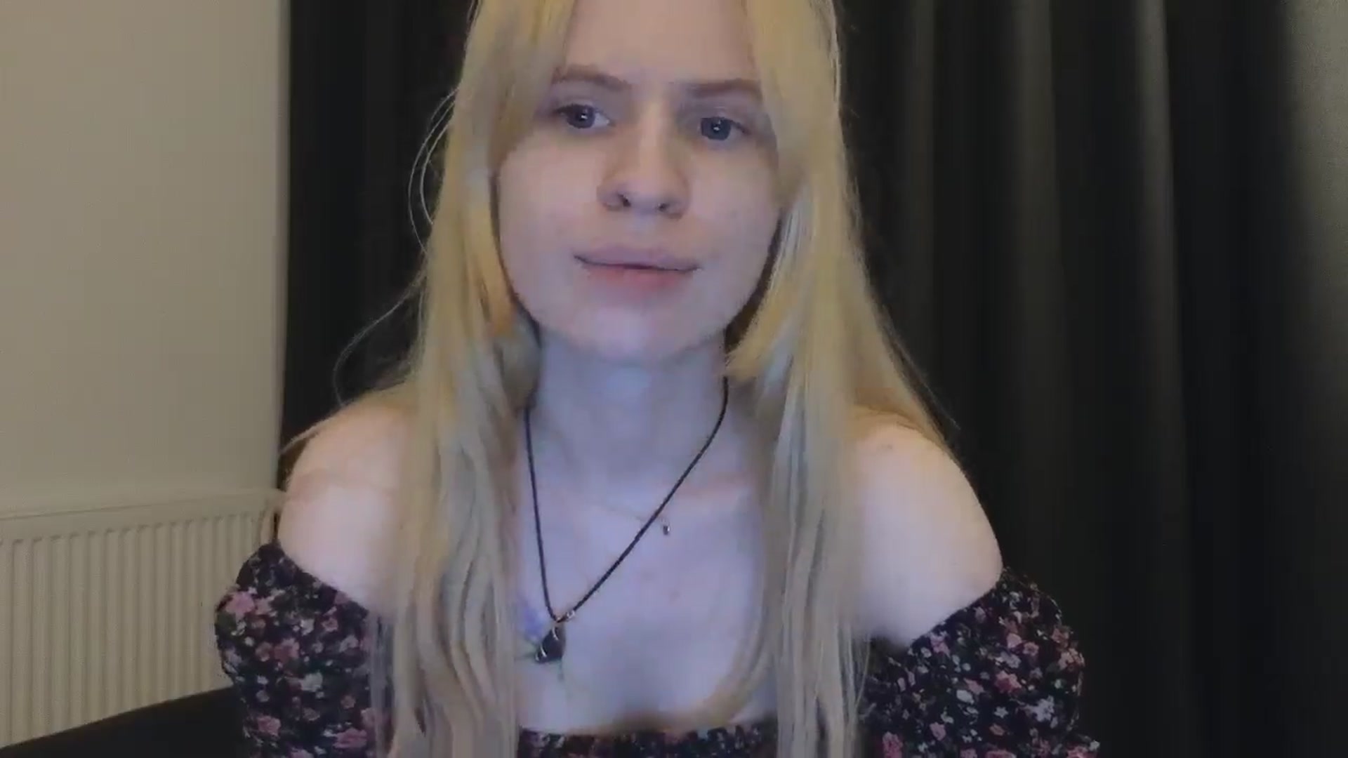 Gallery image thumbnail from Yuri_elfie's myfreecams stream on, 10/10/2025, 22:26 image 20 of 20