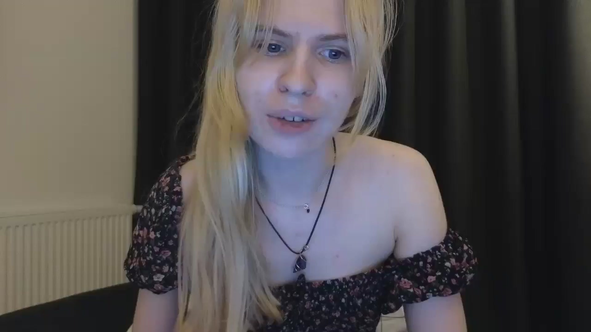 Gallery image thumbnail from Yuri_elfie's myfreecams stream on, 10/11/2025, 24:02 image 1 of 20