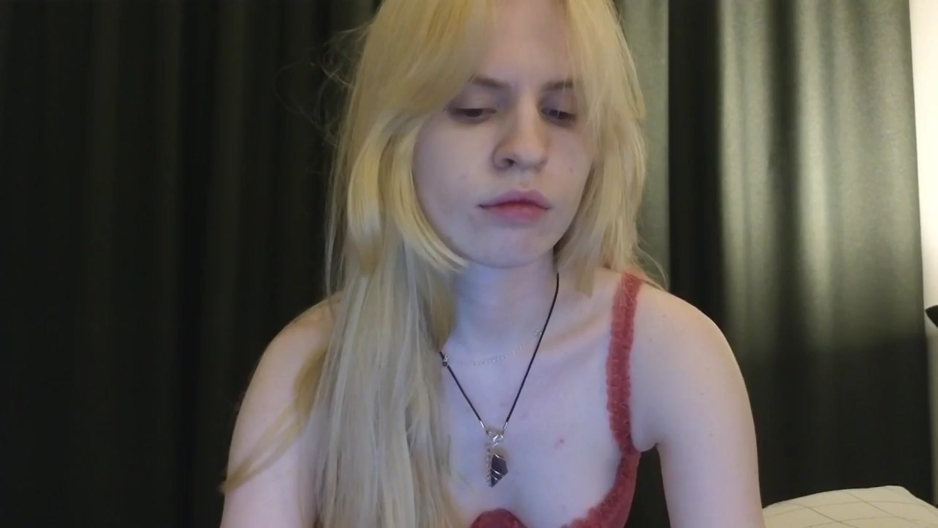 Gallery image thumbnail from Yuri_elfie's myfreecams stream on, 10/13/2025, 20:21 image 18 of 20