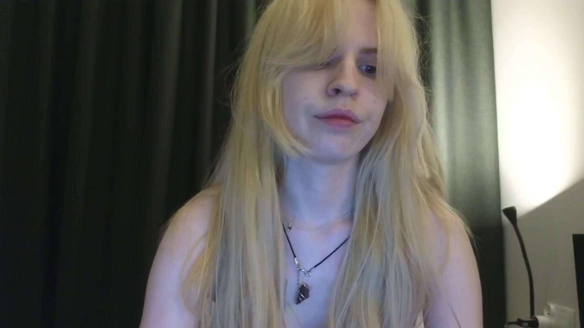 Gallery image thumbnail from Yuri_elfie's myfreecams stream on, 10/13/2025, 20:21 image 2 of 20