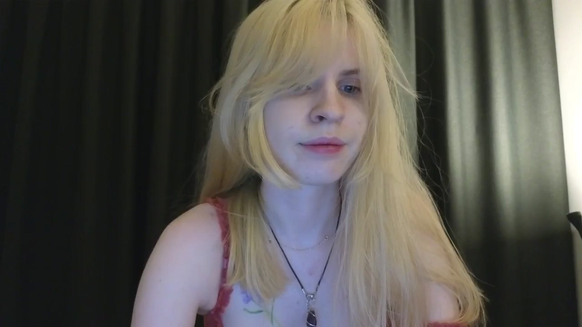Gallery image thumbnail from Yuri_elfie's myfreecams stream on, 10/13/2025, 22:05 image 13 of 20