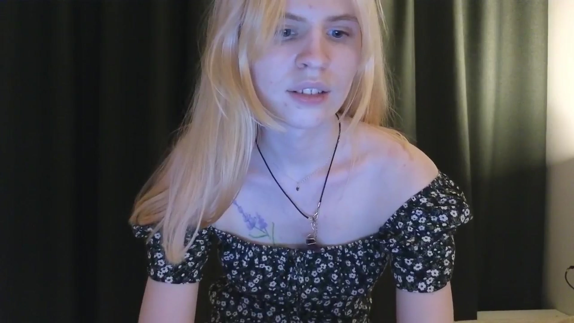 Gallery image thumbnail from Yuri_elfie's myfreecams stream on, 11/02/2025, 01:15 image 20 of 20