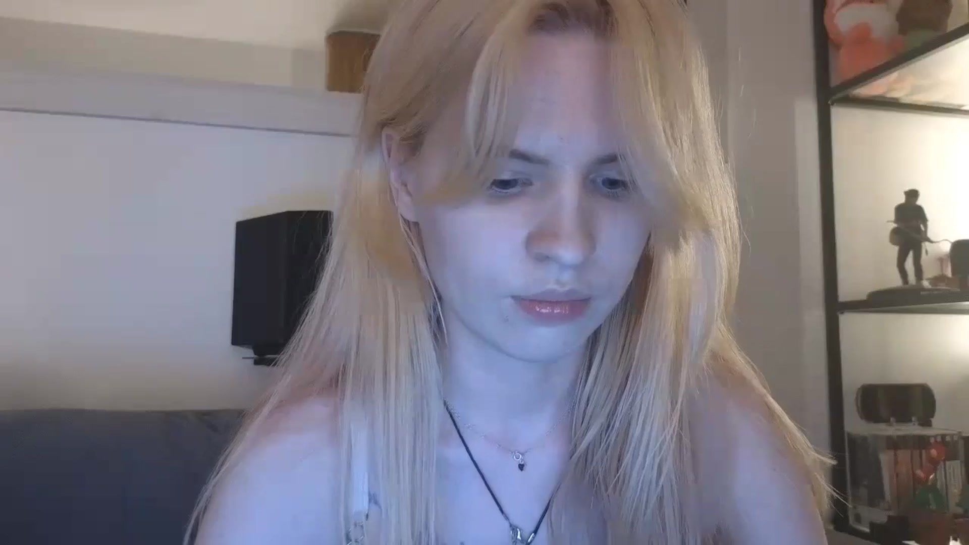Gallery image thumbnail from Yuri_elfie's myfreecams stream on, 11/04/2025, 02:47 image 8 of 20