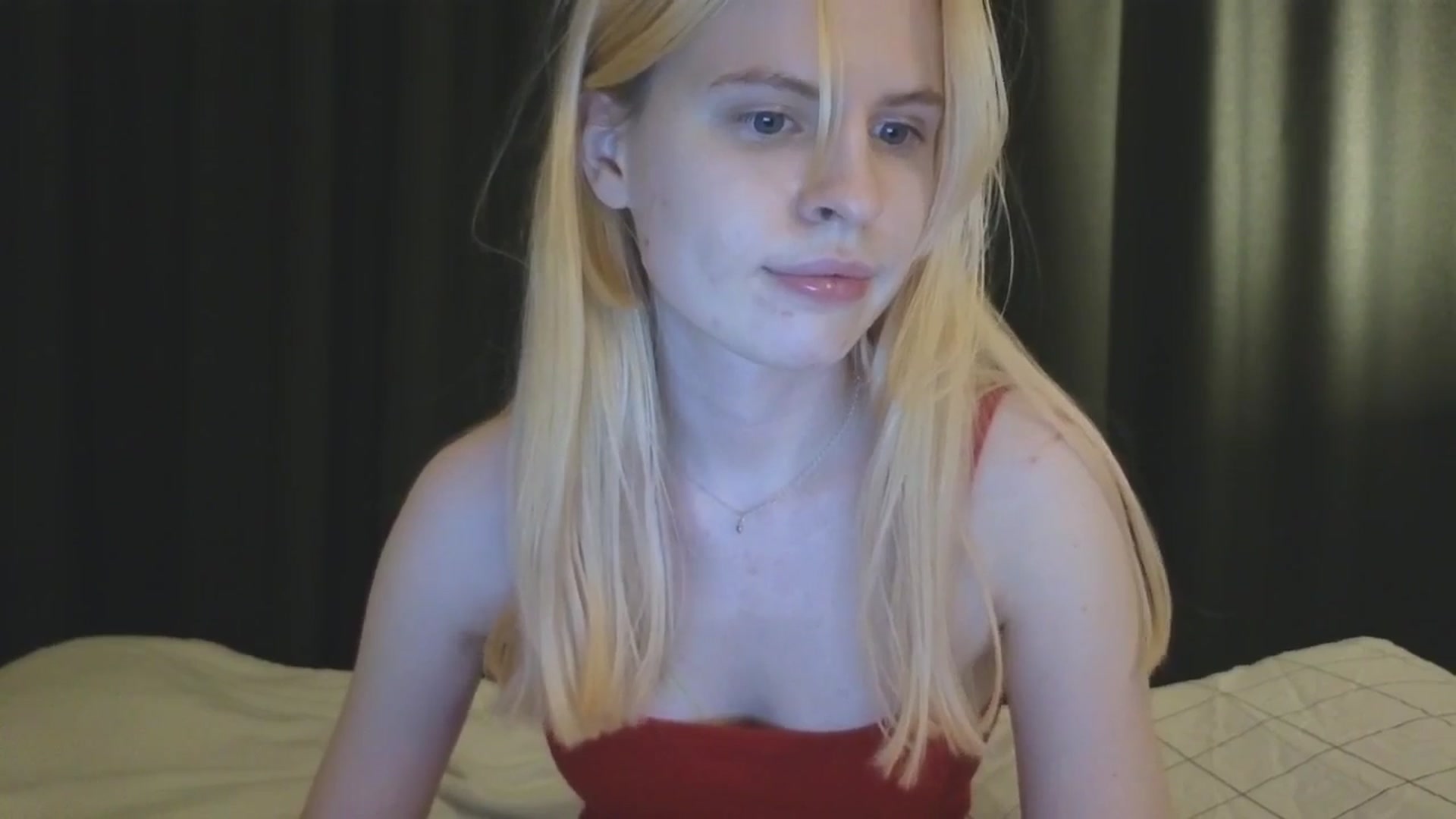 Gallery image thumbnail from Yuri_elfie's myfreecams stream on, 11/20/2025, 02:23 image 12 of 20