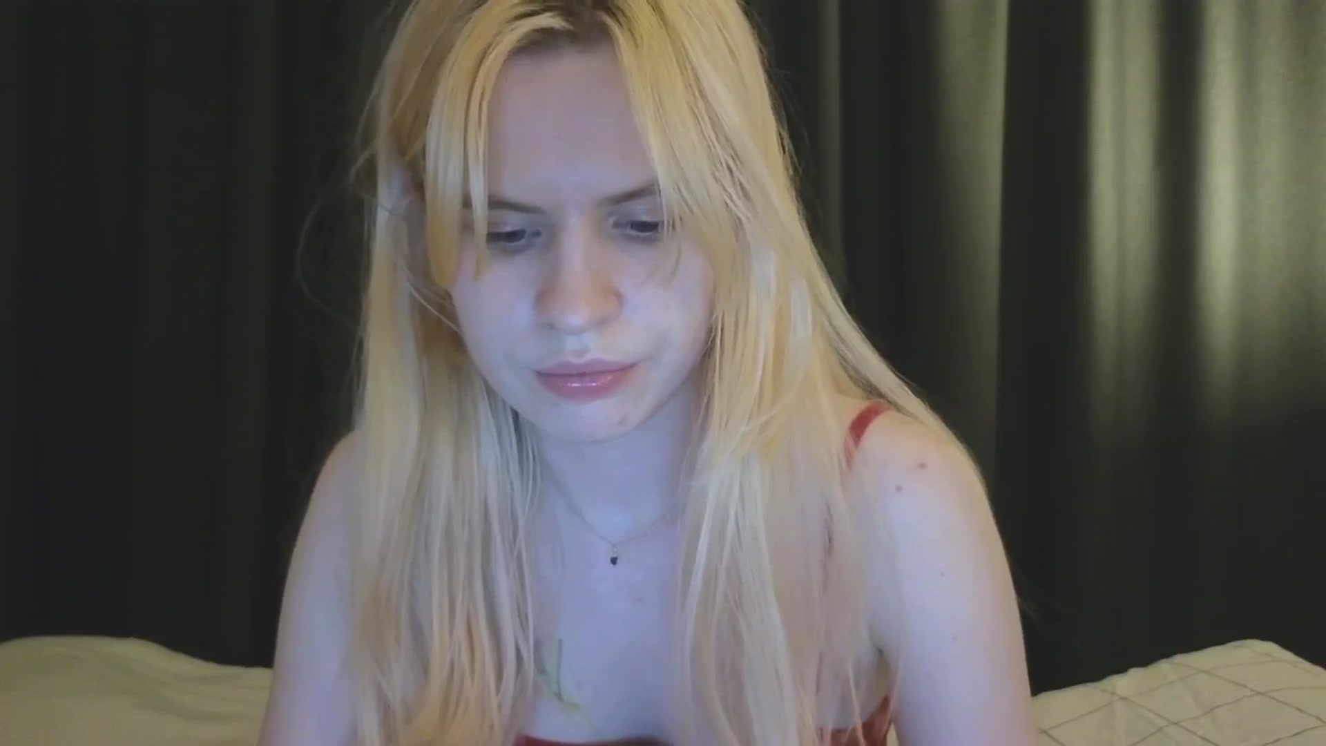 Gallery image thumbnail from Yuri_elfie's myfreecams stream on, 11/20/2025, 02:23 image 18 of 20