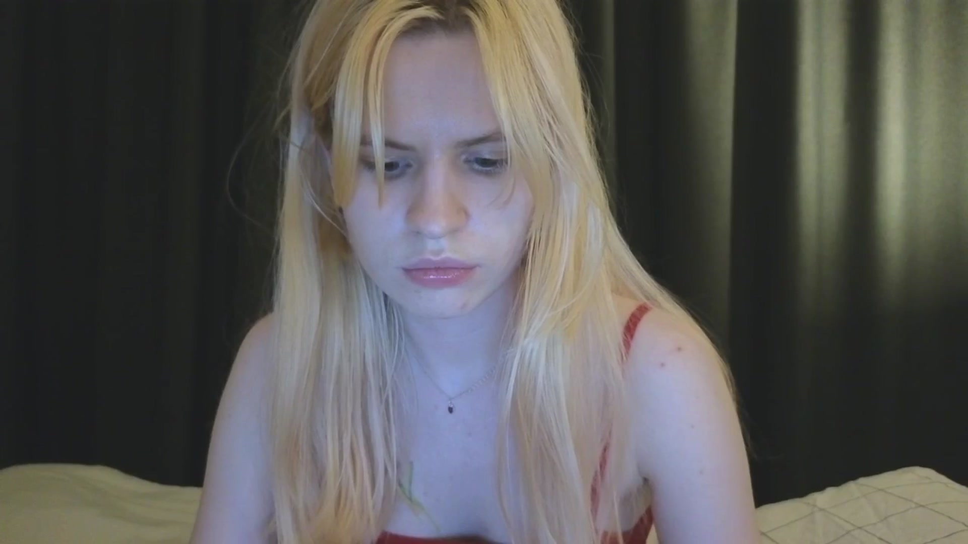 Gallery image thumbnail from Yuri_elfie's myfreecams stream on, 11/20/2025, 02:23 image 19 of 20