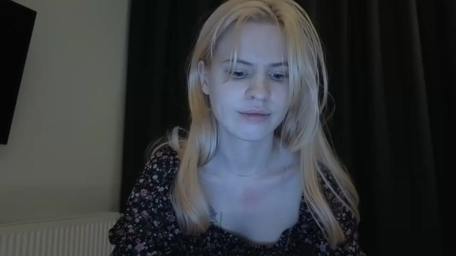 Gallery image thumbnail from Yuri_elfie's myfreecams stream on, 11/26/2025, 23:11 image 1 of 20
