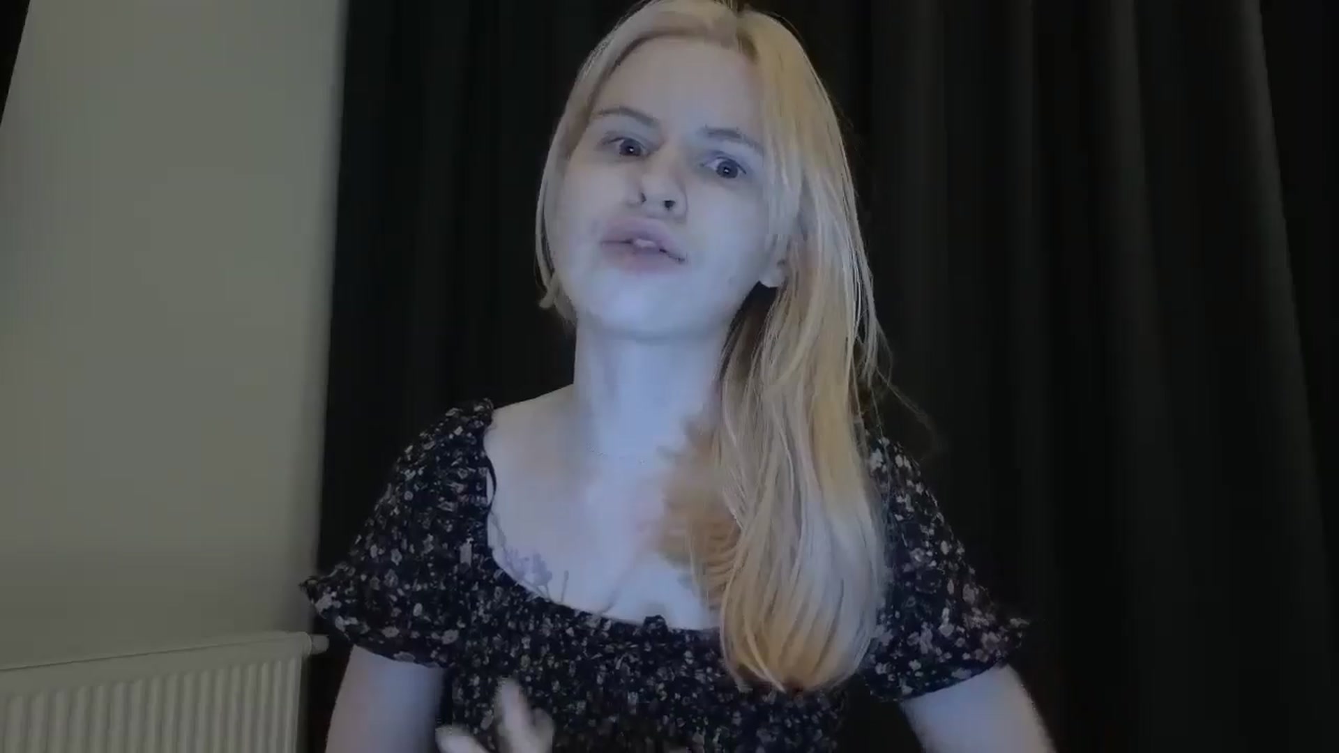 Gallery image thumbnail from Yuri_elfie's myfreecams stream on, 11/26/2025, 23:11 image 4 of 20