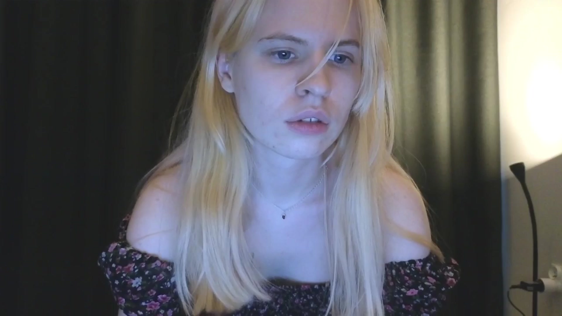 Gallery image thumbnail from Yuri_elfie's myfreecams stream on, 12/11/2025, 10:44 image 6 of 20