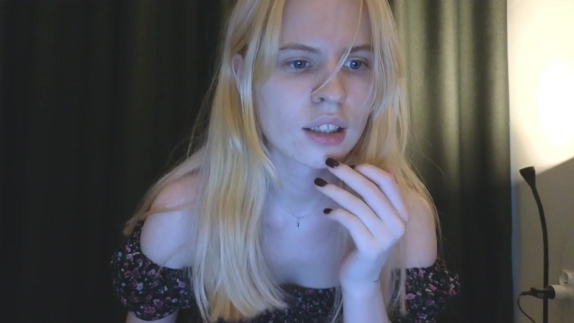 Gallery image thumbnail from Yuri_elfie's myfreecams stream on, 12/11/2025, 10:44 image 8 of 20