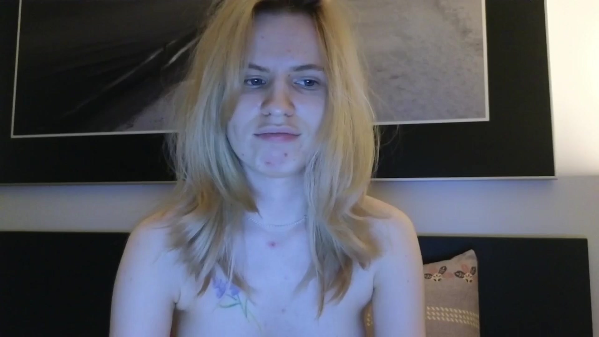 Gallery image thumbnail from Yuri_elfie's myfreecams stream on, 02/18/2026, 06:43 image 2 of 20