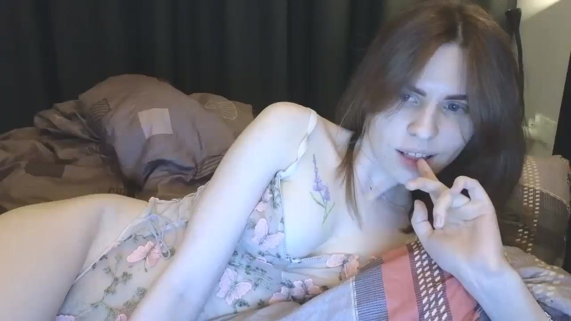 Gallery image thumbnail from Yuri_elfie's myfreecams stream on, 03/02/2026, 18:09 image 2 of 20