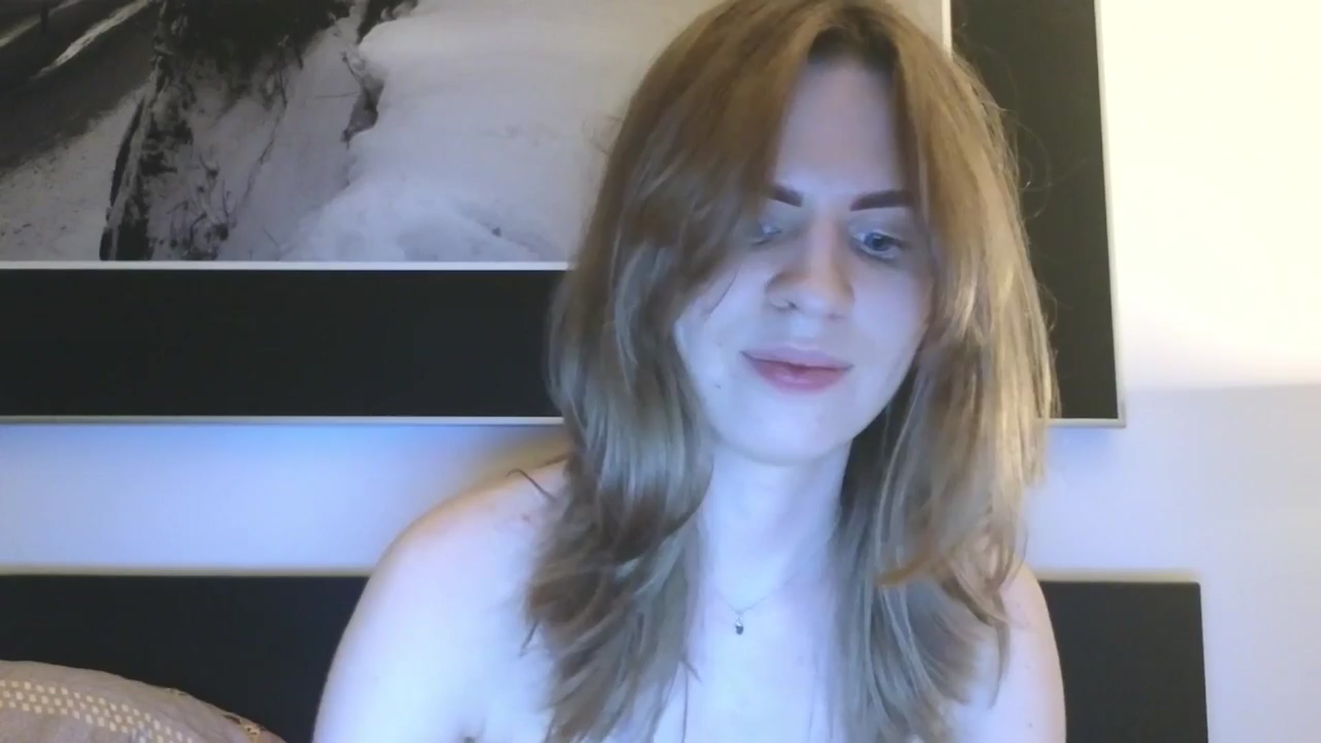 Gallery image thumbnail from Yuri_elfie's myfreecams stream on, 03/02/2026, 22:02 image 10 of 20