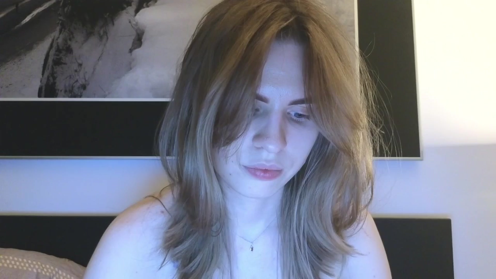 Gallery image thumbnail from Yuri_elfie's myfreecams stream on, 03/02/2026, 22:02 image 15 of 20