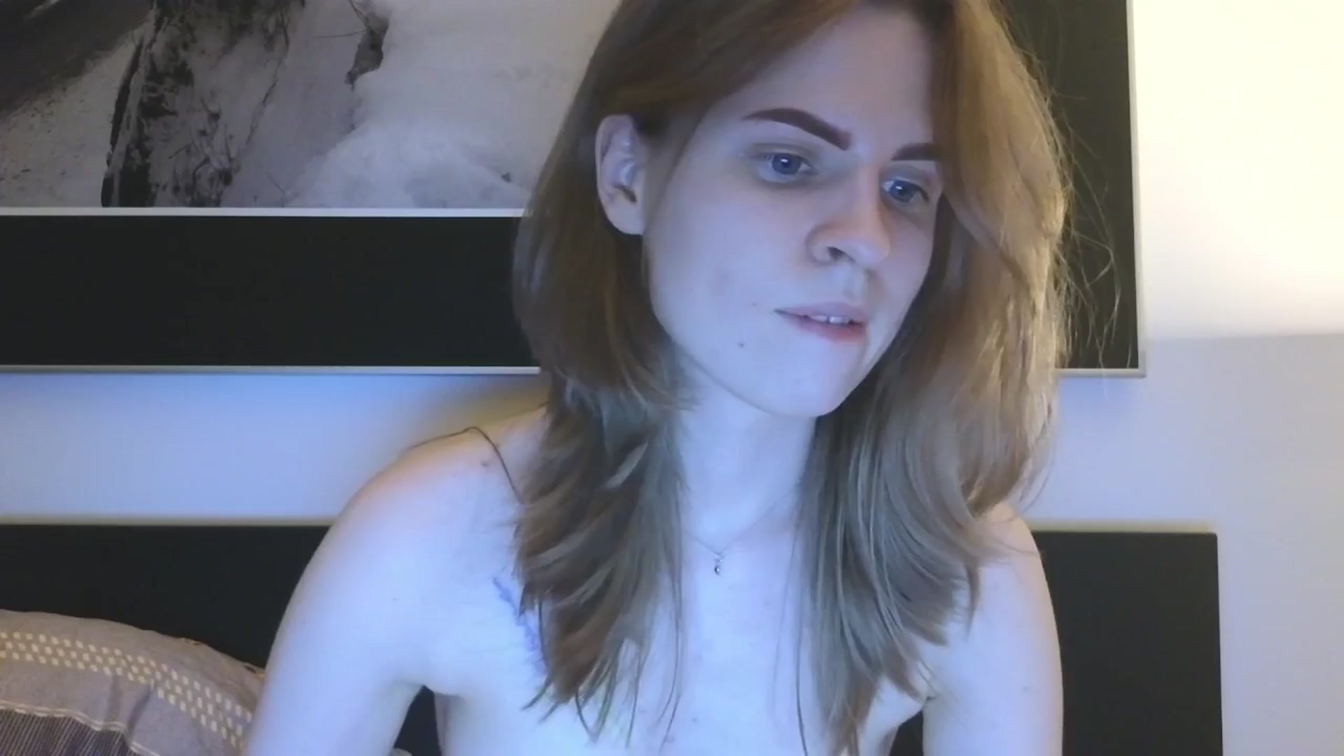 Gallery image thumbnail from Yuri_elfie's myfreecams stream on, 03/02/2026, 22:02 image 16 of 20