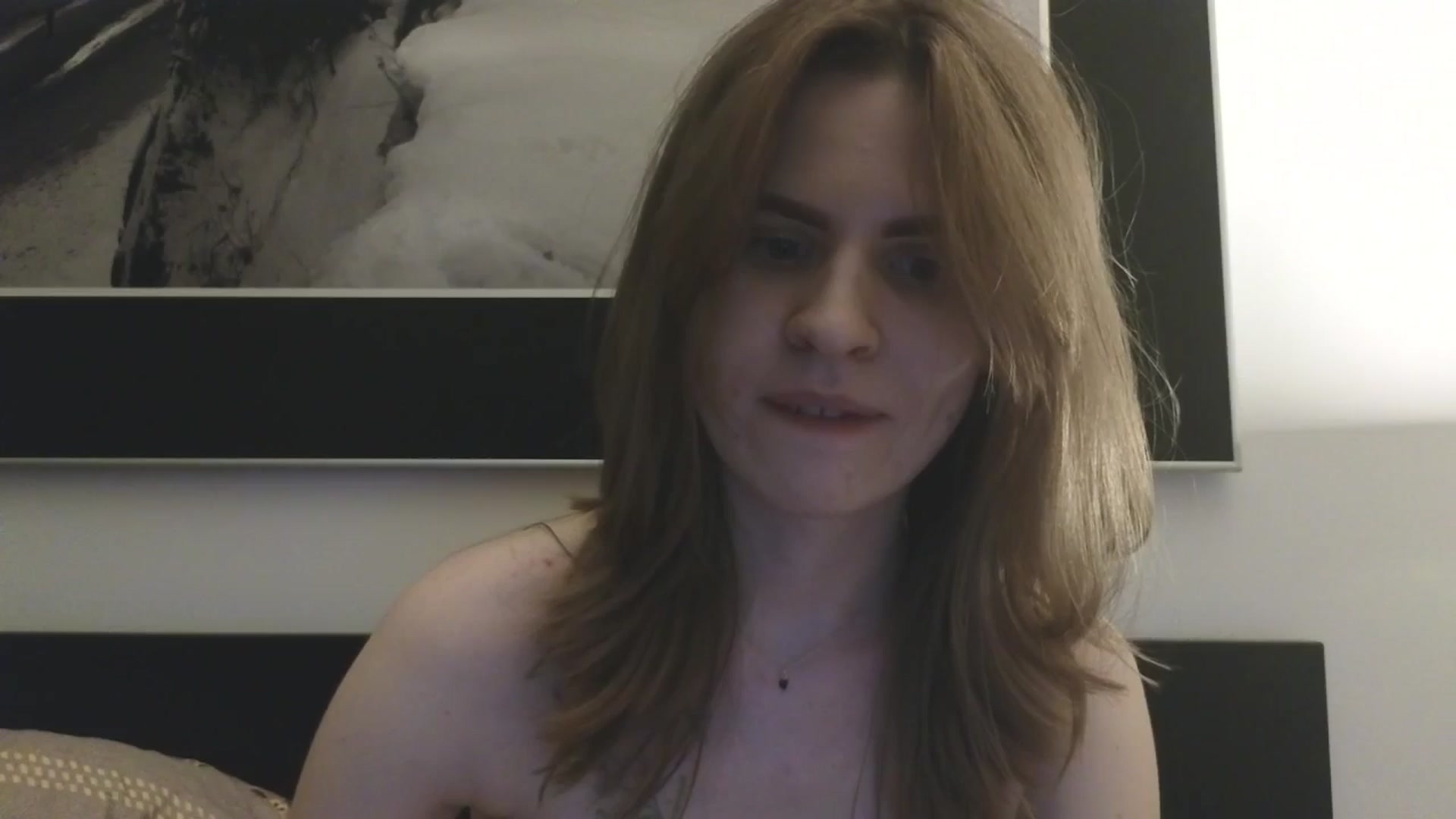 Gallery image thumbnail from Yuri_elfie's myfreecams stream on, 03/02/2026, 22:02 image 12 of 20