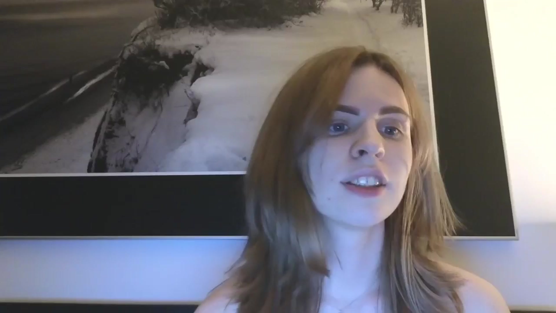 Gallery image thumbnail from Yuri_elfie's myfreecams stream on, 03/02/2026, 22:02 image 8 of 20