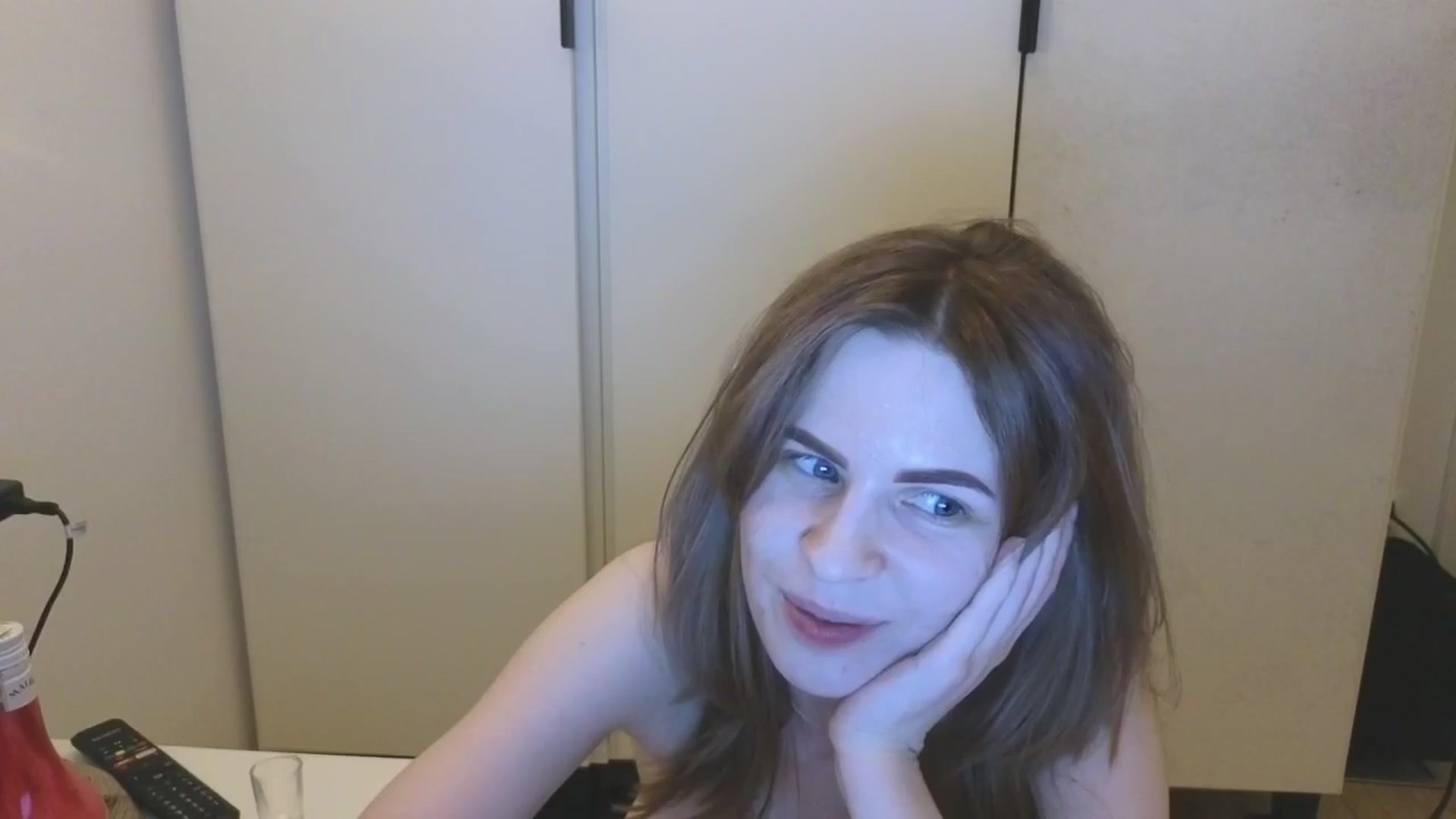 Gallery image thumbnail from Yuri_elfie's myfreecams stream on, 03/02/2026, 22:02 image 2 of 20