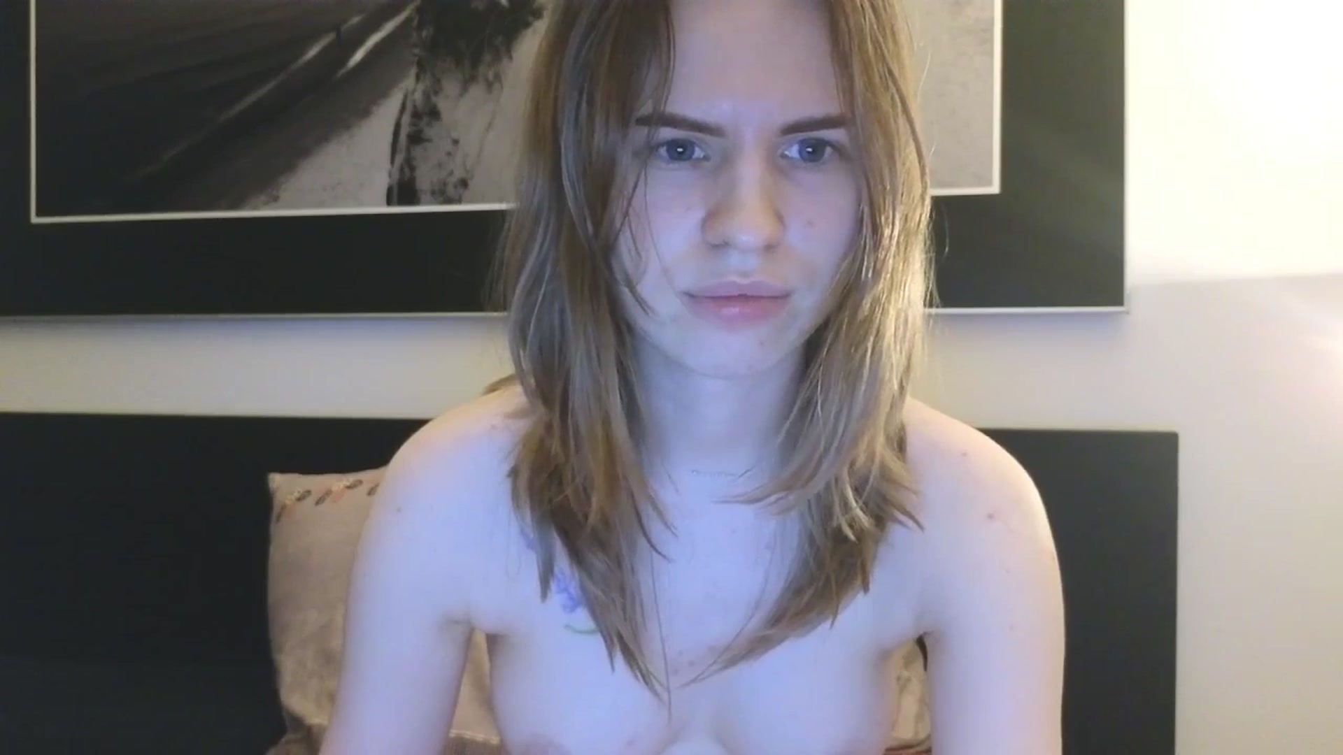 Gallery image thumbnail from Yuri_elfie's myfreecams stream on, 03/11/2026, 19:19 image 9 of 20