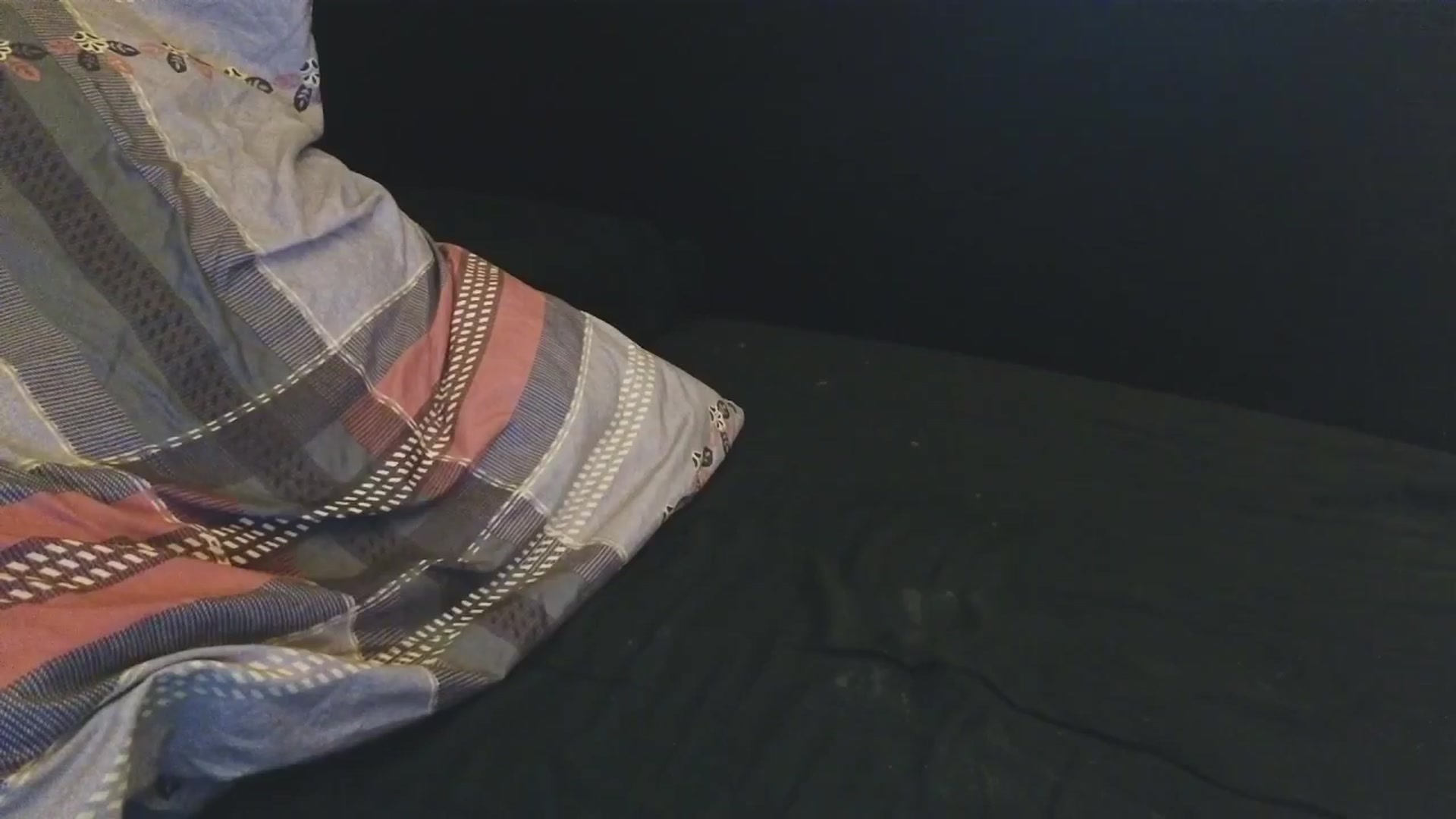 Gallery image thumbnail from Yuri_elfie's myfreecams stream on, 03/11/2026, 19:19 image 13 of 20