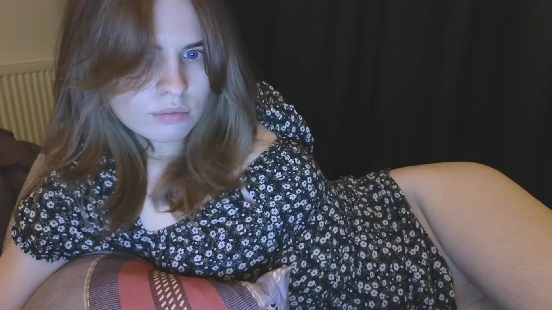 Gallery image thumbnail from Yuri_elfie's myfreecams stream on, 03/11/2026, 22:33 image 17 of 20