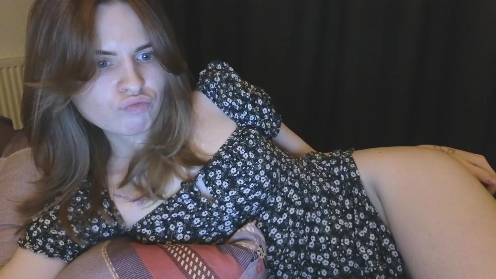 Gallery image thumbnail from Yuri_elfie's myfreecams stream on, 03/11/2026, 22:33 image 16 of 20