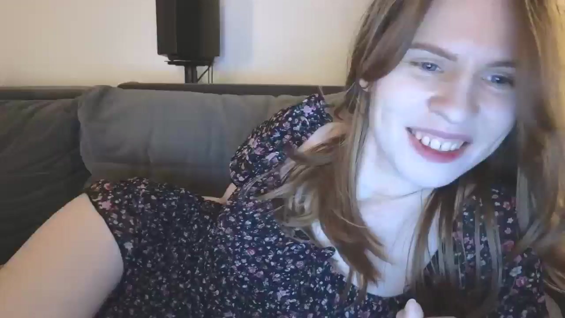 Gallery image thumbnail from Yuri_elfie's myfreecams stream on, 03/27/2026, 01:07 image 1 of 20