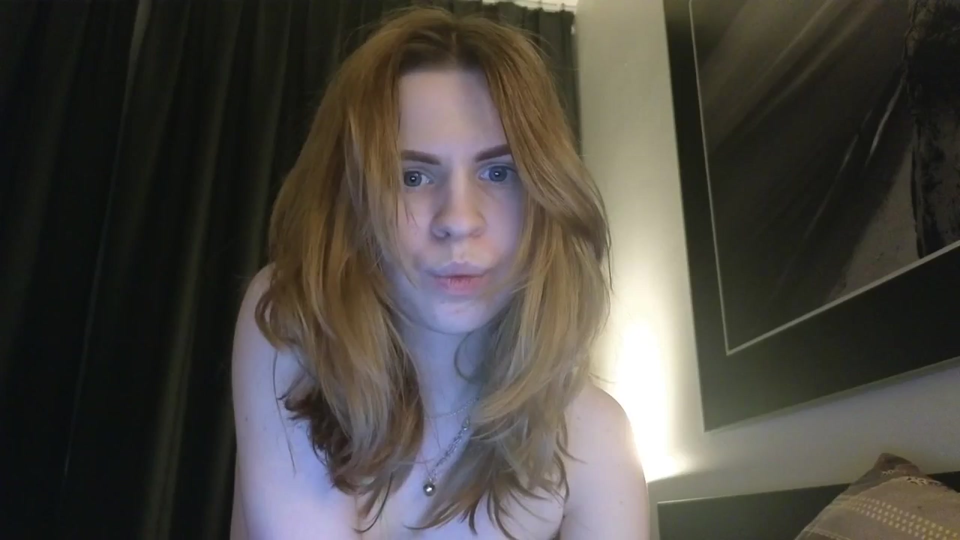 Gallery image thumbnail from Yuri_elfie's myfreecams stream on, 04/17/2026, 20:27 image 17 of 20