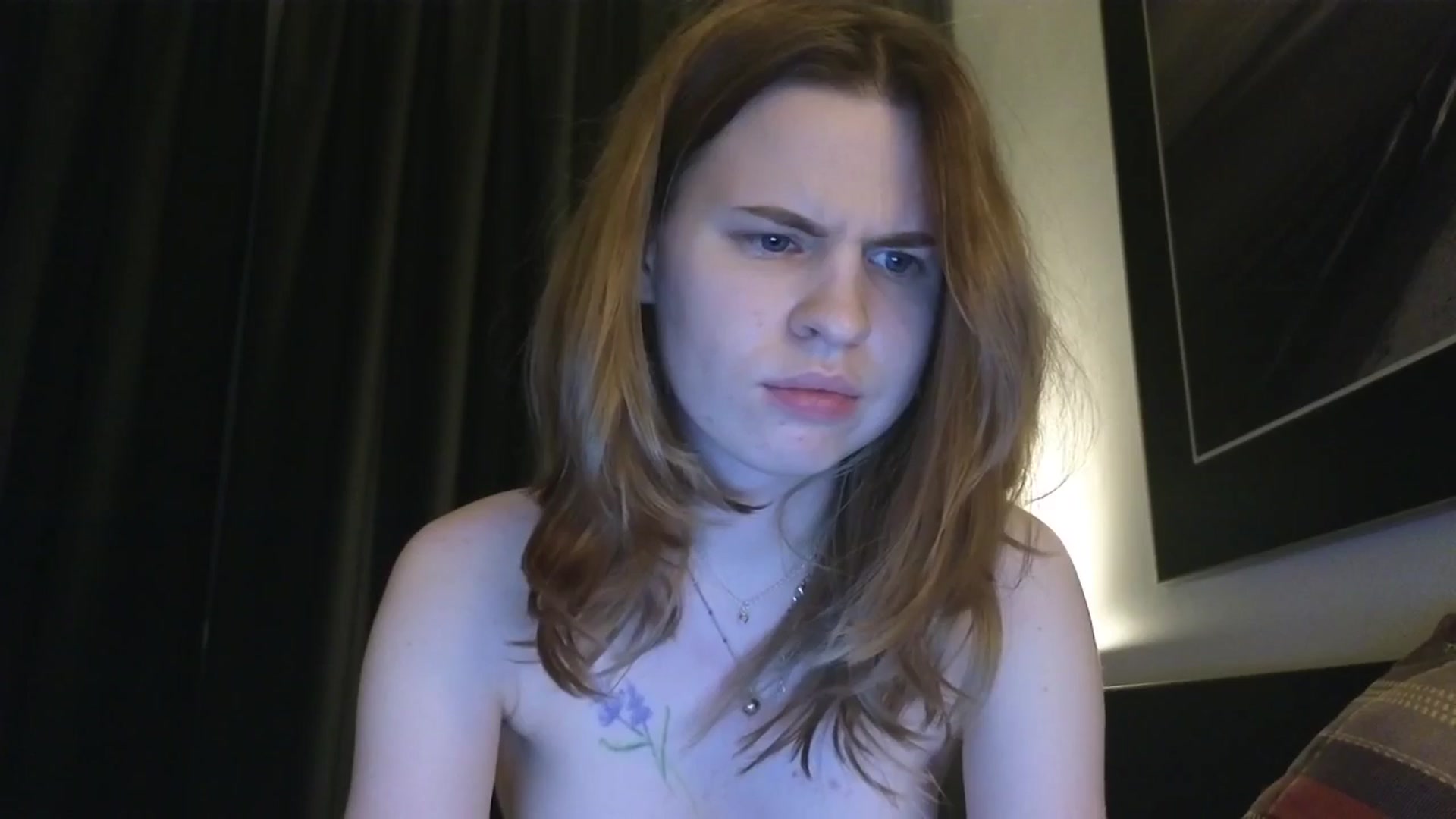 Gallery image thumbnail from Yuri_elfie's myfreecams stream on, 04/17/2026, 20:27 image 9 of 20