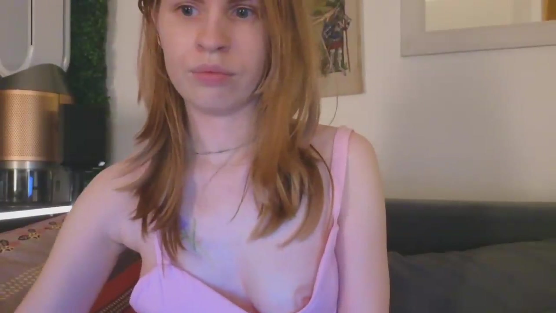 Gallery image thumbnail from Yuri_elfie's myfreecams stream on, 05/31/2026, 22:35 image 20 of 20