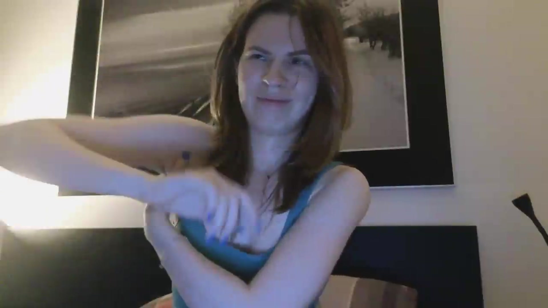 Gallery image thumbnail from Yuri_elfie's myfreecams stream on, 06/26/2026, 21:16 image 6 of 20