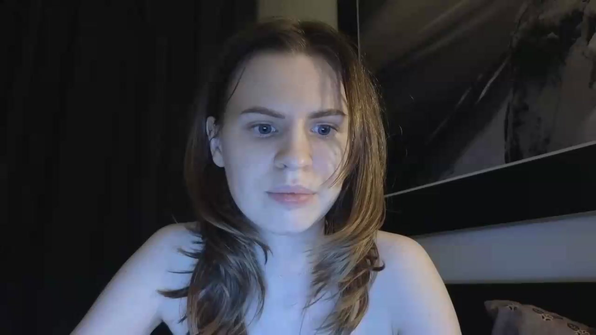 Gallery image thumbnail from Yuri_elfie's myfreecams stream on, 07/12/2026, 23:47 image 19 of 20