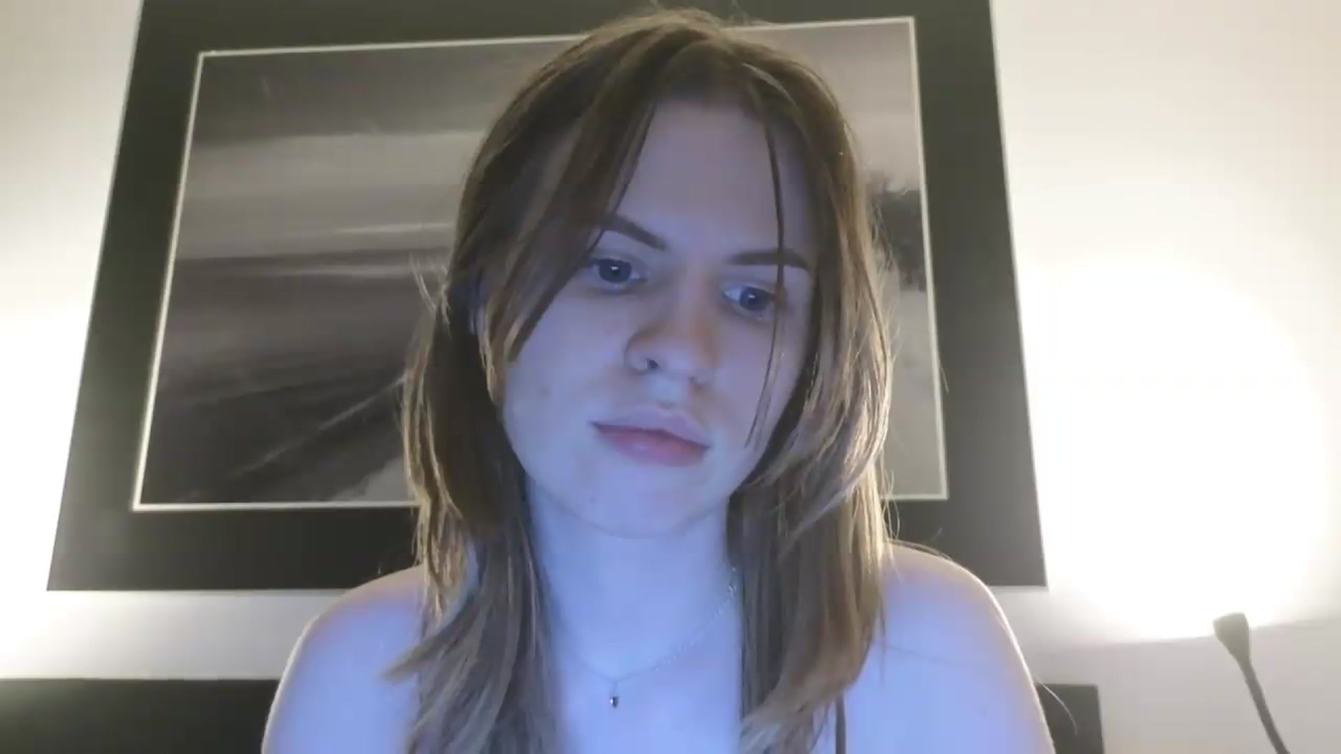 Gallery image thumbnail from Yuri_elfie's myfreecams stream on, 08/22/2026, 15:31 image 18 of 20