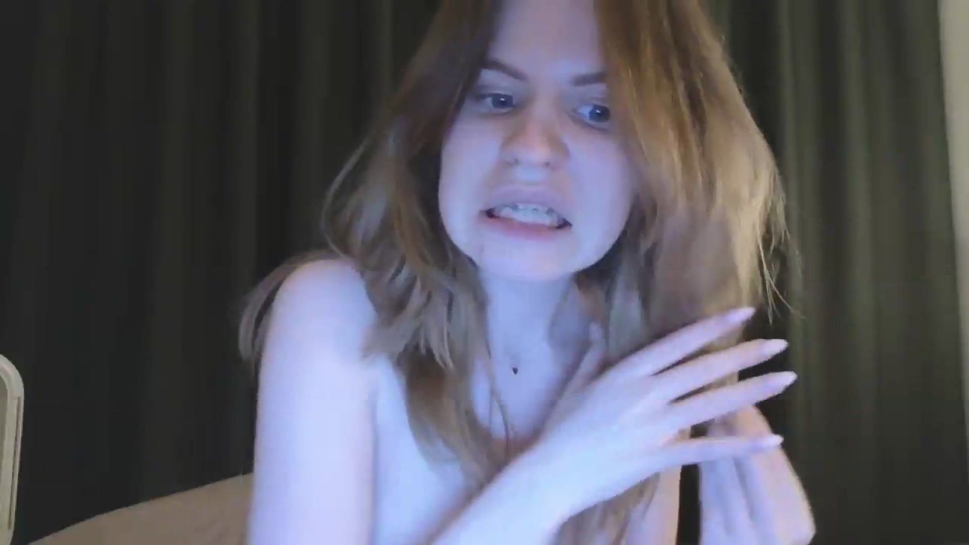 Gallery image thumbnail from Yuri_elfie's myfreecams stream on, 09/09/2026, 02:10 image 14 of 20
