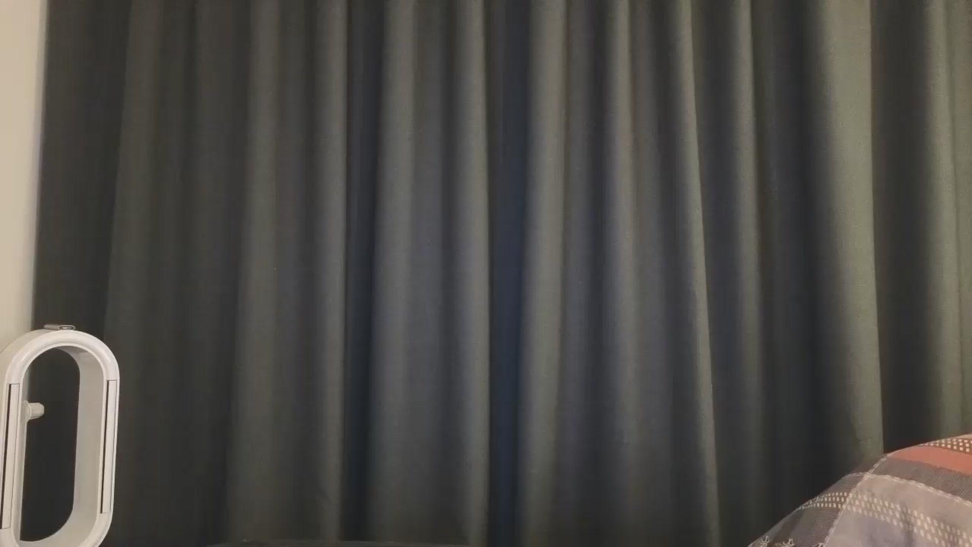 Gallery image thumbnail from Yuri_elfie's myfreecams stream on, 09/09/2026, 08:27 image 8 of 20