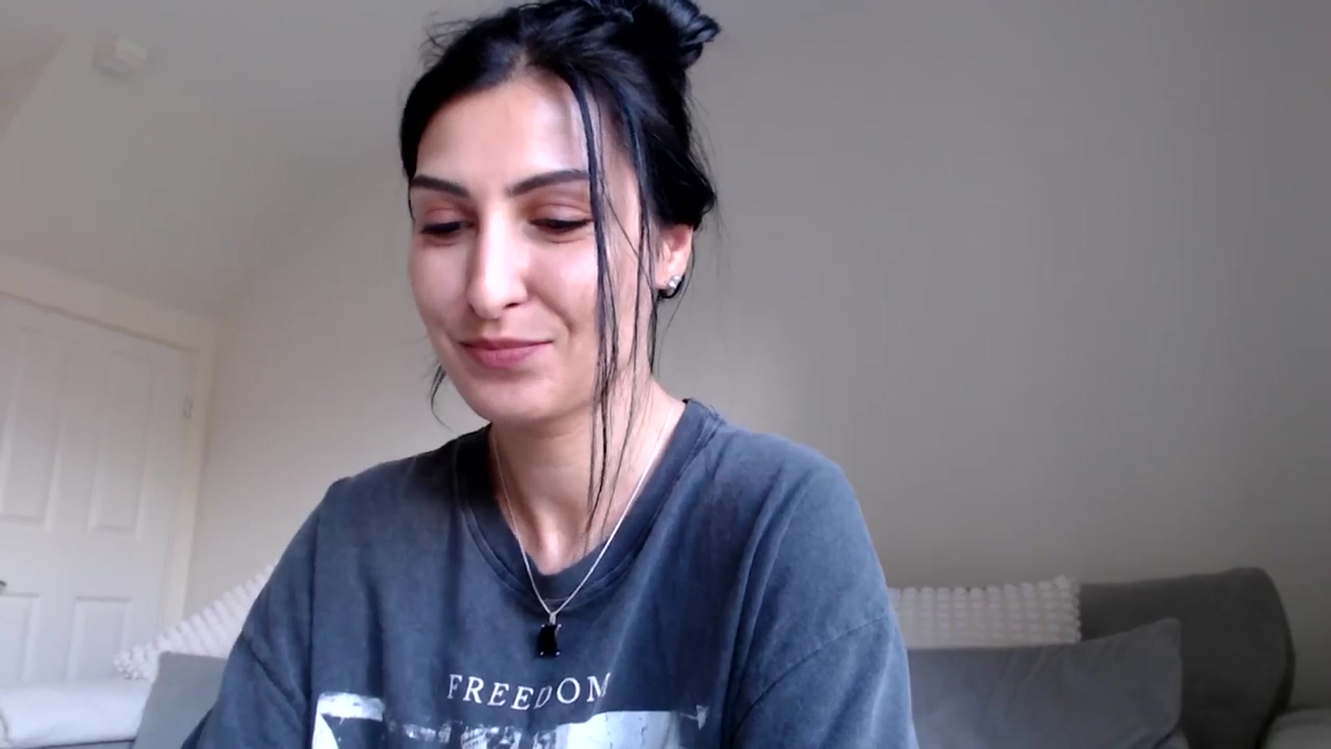 Gallery image thumbnail from Yva_777's myfreecams stream on, 06/10/2024, 12:39 image 14 of 20