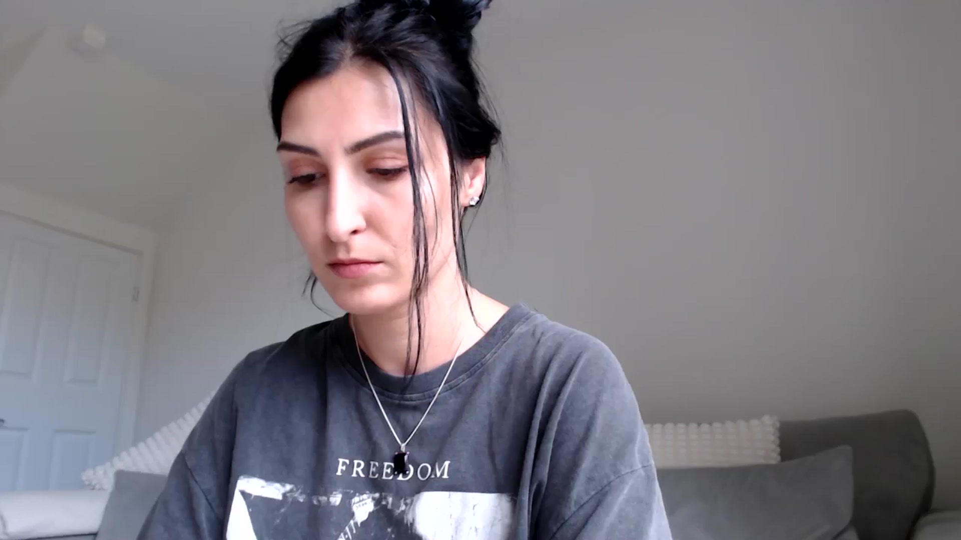 Gallery image thumbnail from Yva_777's myfreecams stream on, 06/10/2024, 12:39 image 2 of 20