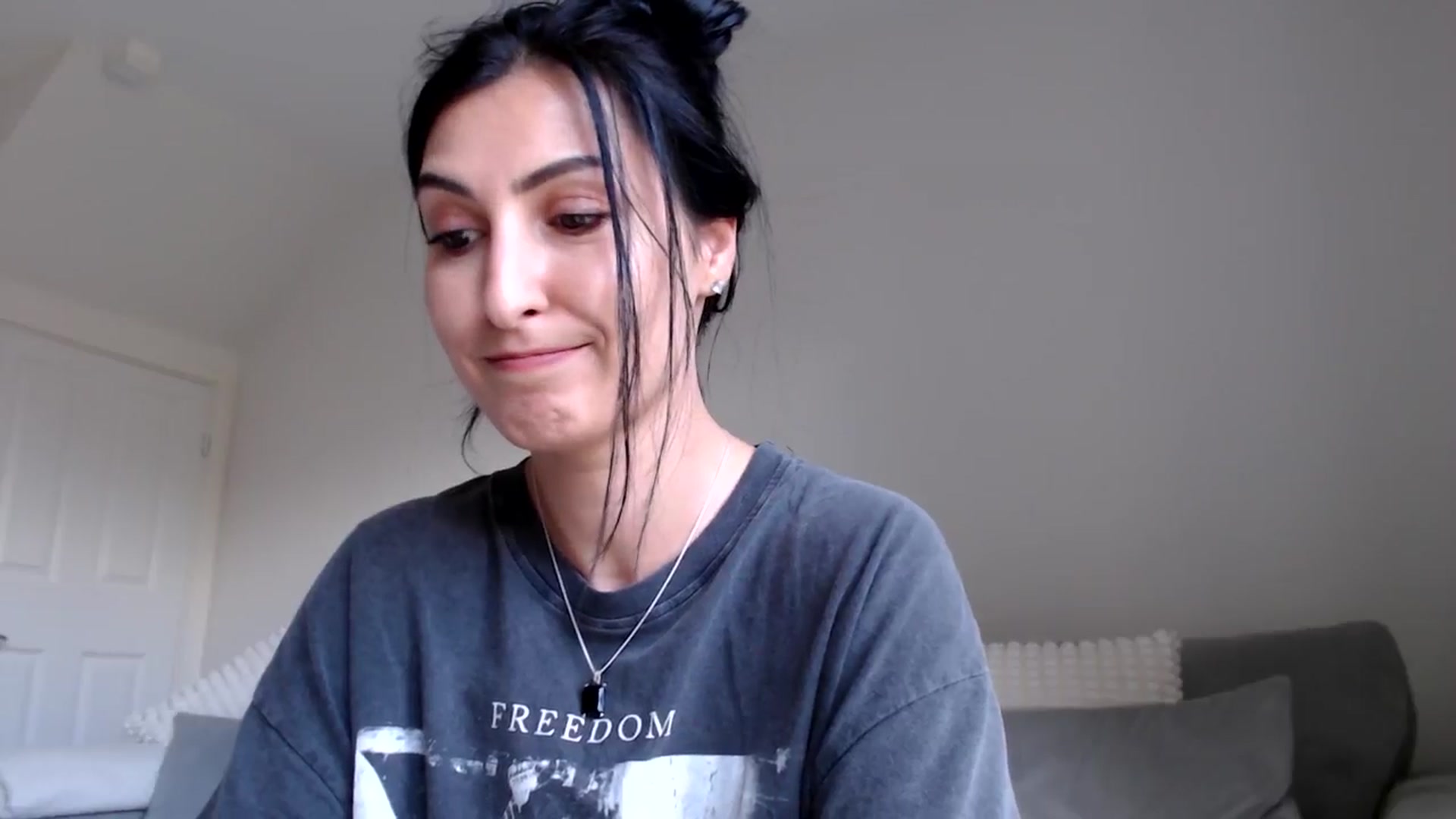 Gallery image thumbnail from Yva_777's myfreecams stream on, 06/10/2024, 12:39 image 11 of 20