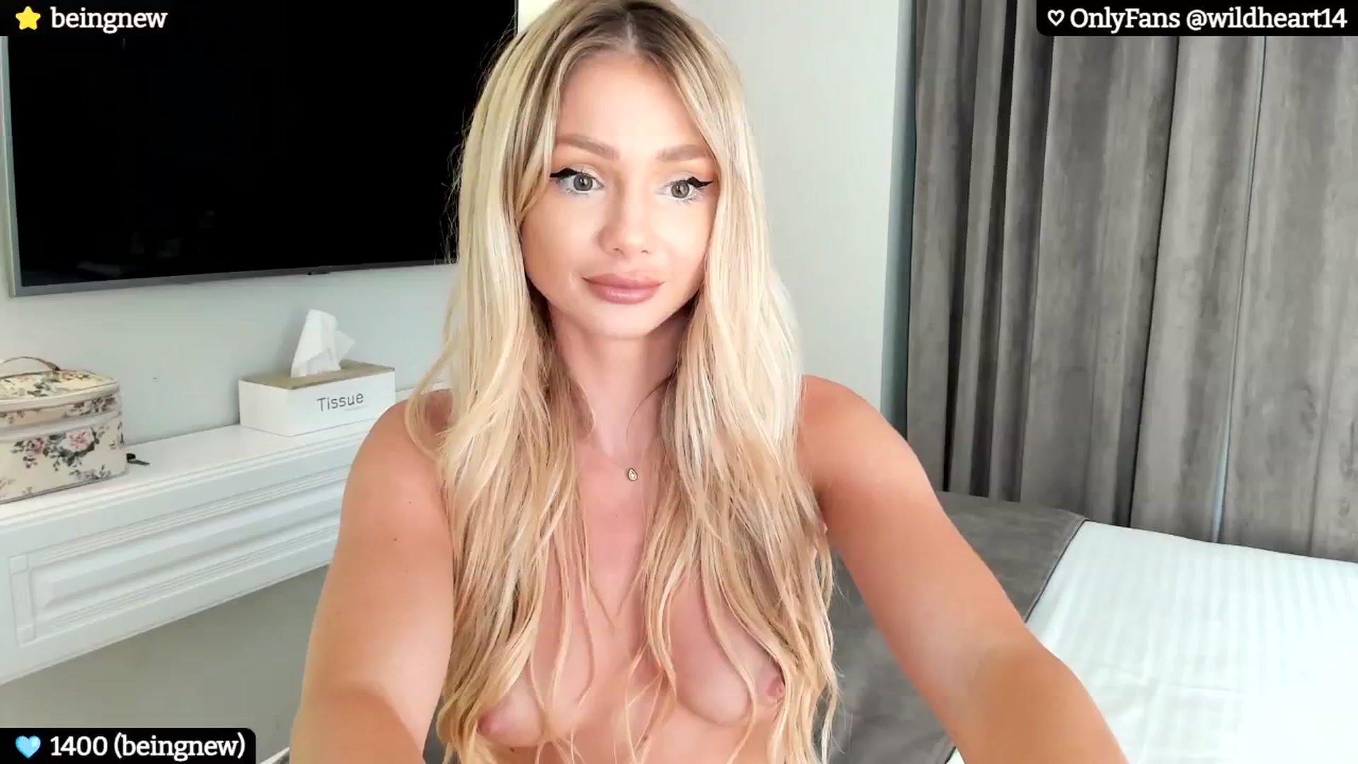 Gallery image thumbnail from Yveline's myfreecams stream on, 06/12/2024, 23:11 image 1 of 20