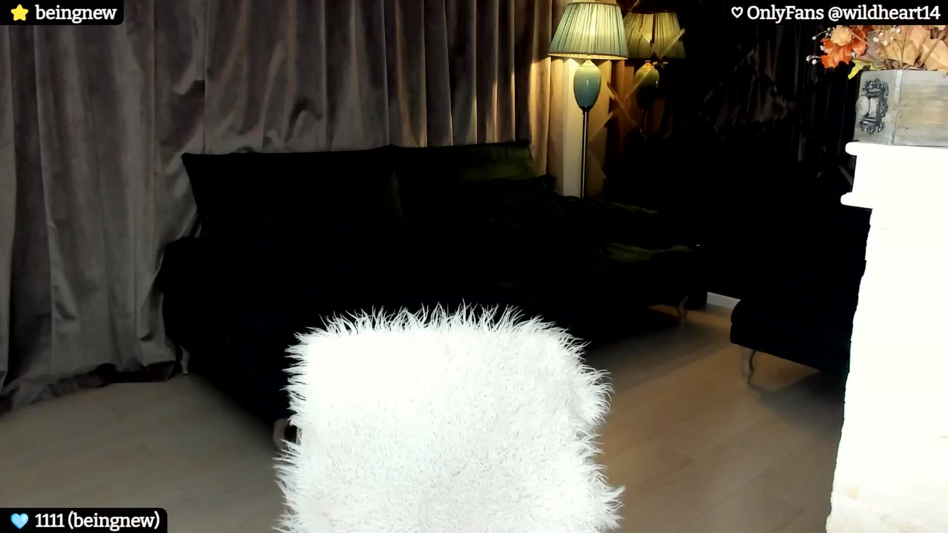 Gallery image thumbnail from Yveline's myfreecams stream on, 06/14/2024, 22:08 image 16 of 20