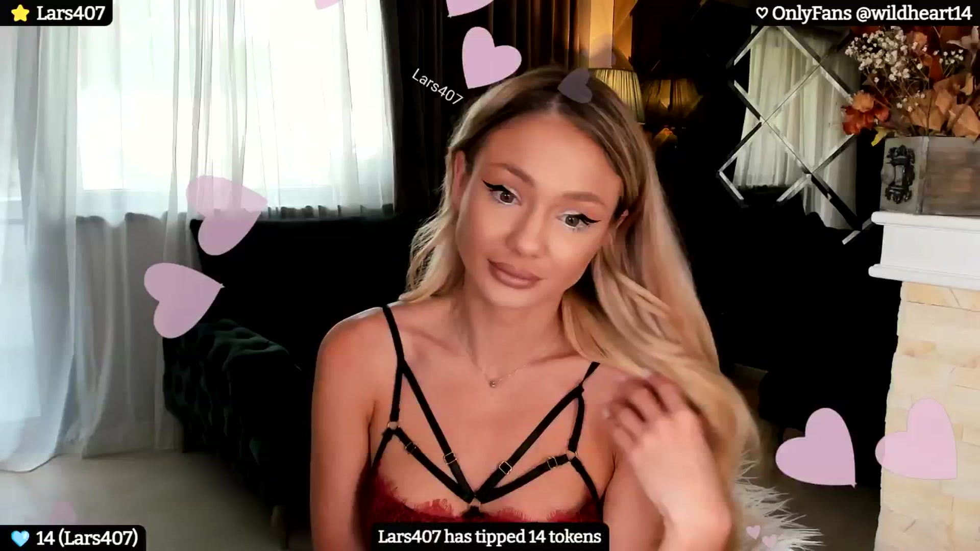 Gallery image thumbnail from Yveline's myfreecams stream on, 06/15/2024, 14:39 image 2 of 20