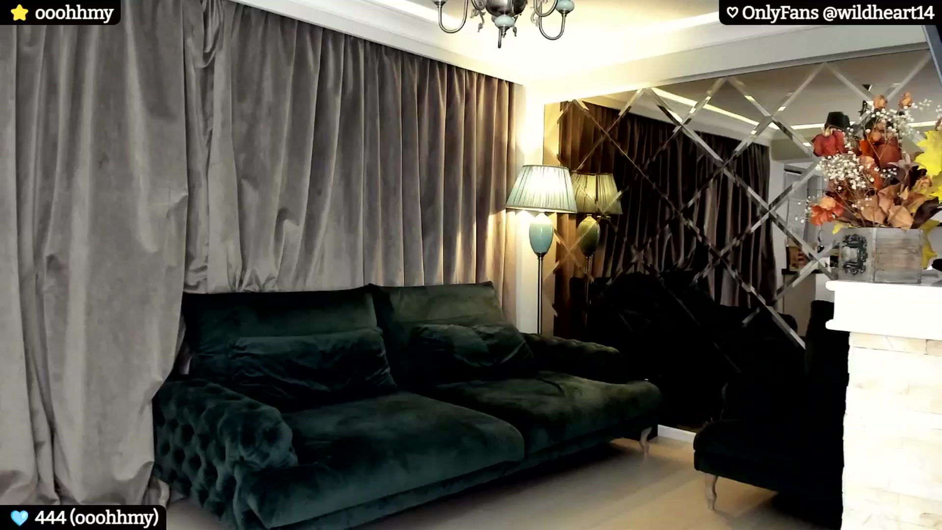 Gallery image thumbnail from Yveline's myfreecams stream on, 06/17/2024, 22:22 image 6 of 20