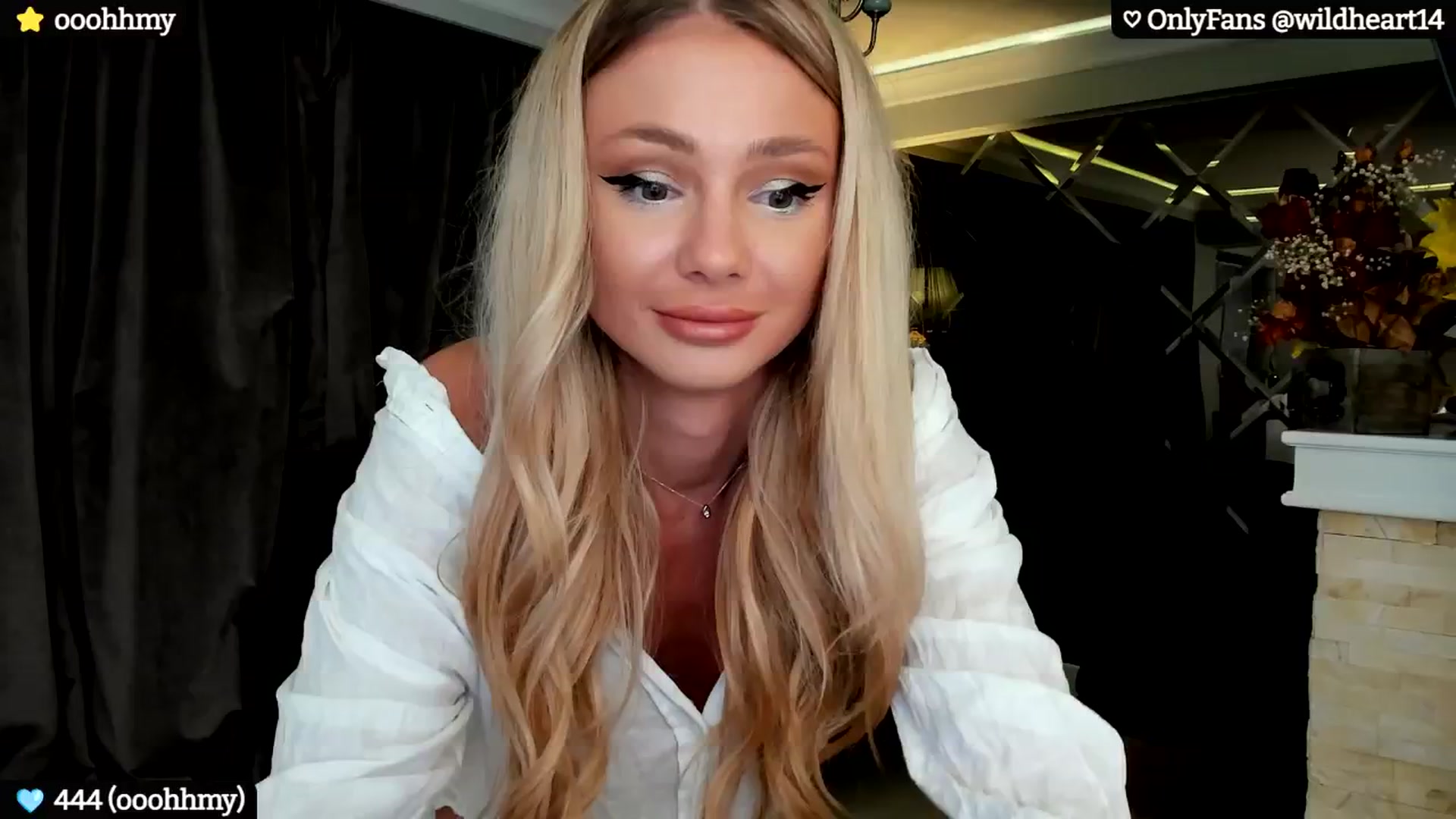 Gallery image thumbnail from Yveline's myfreecams stream on, 06/17/2024, 22:22 image 8 of 20
