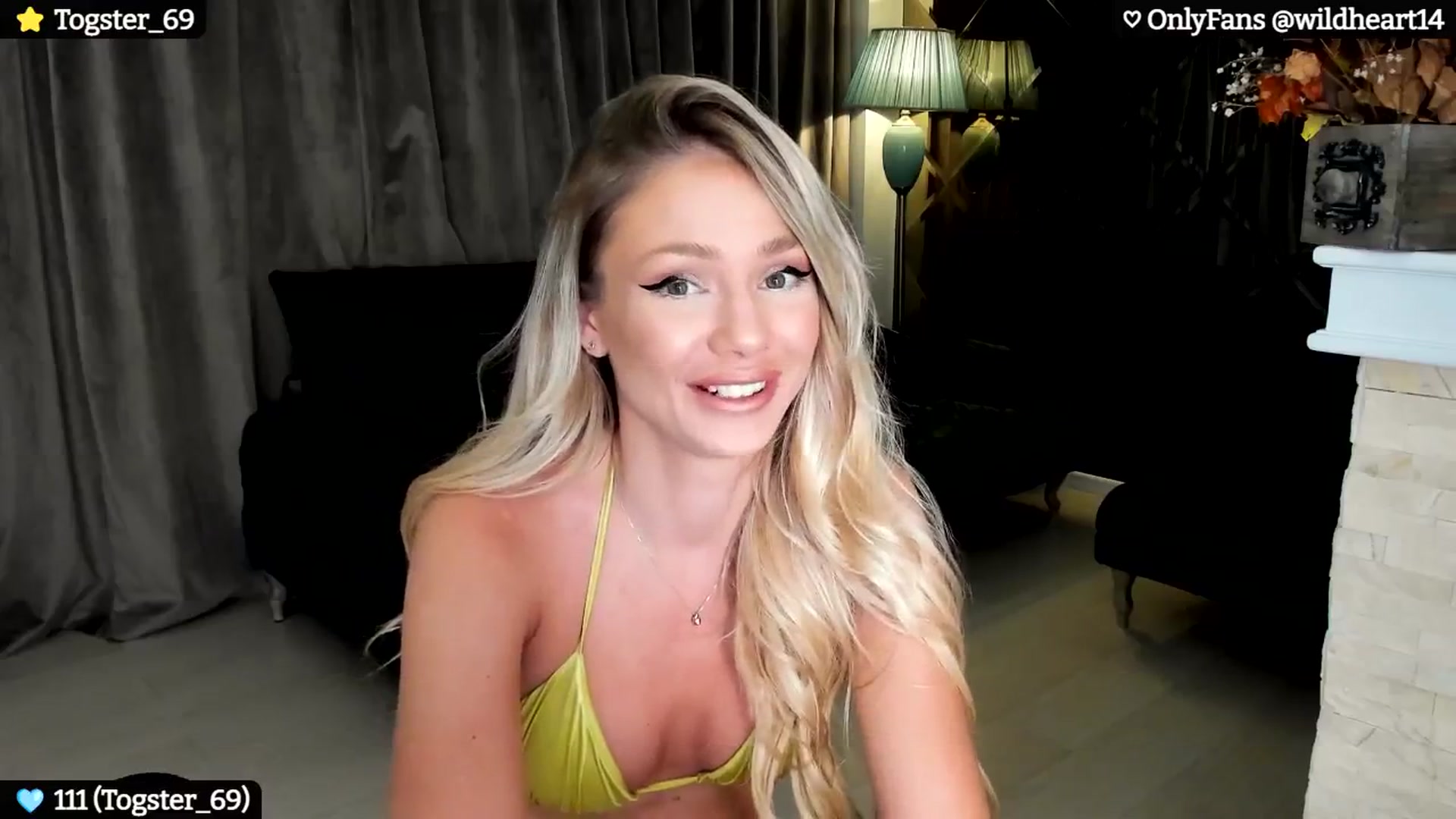 Gallery image thumbnail from Yveline's myfreecams stream on, 07/03/2024, 21:32 image 10 of 20