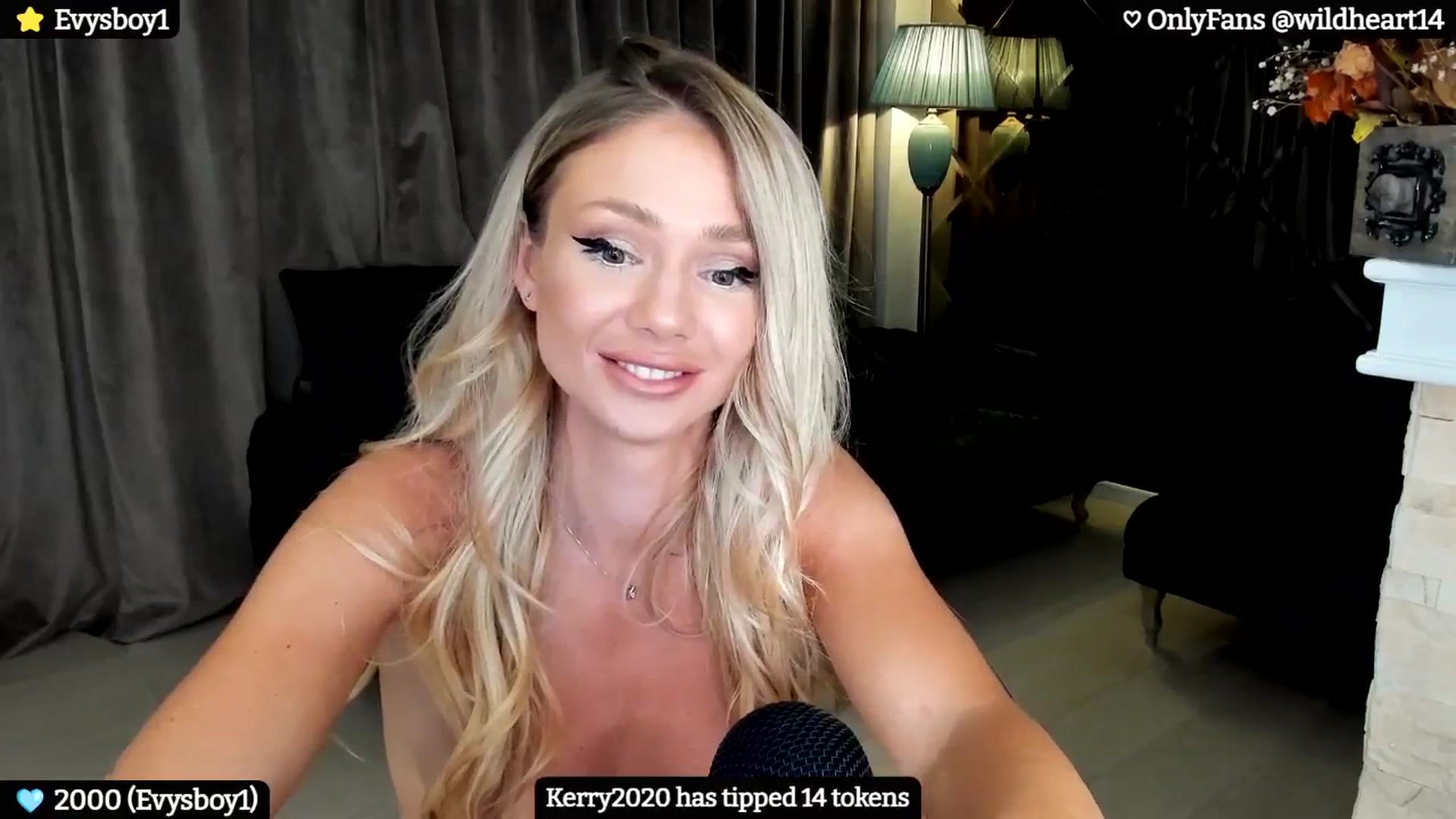 Gallery image thumbnail from Yveline's myfreecams stream on, 07/03/2024, 22:06 image 8 of 20