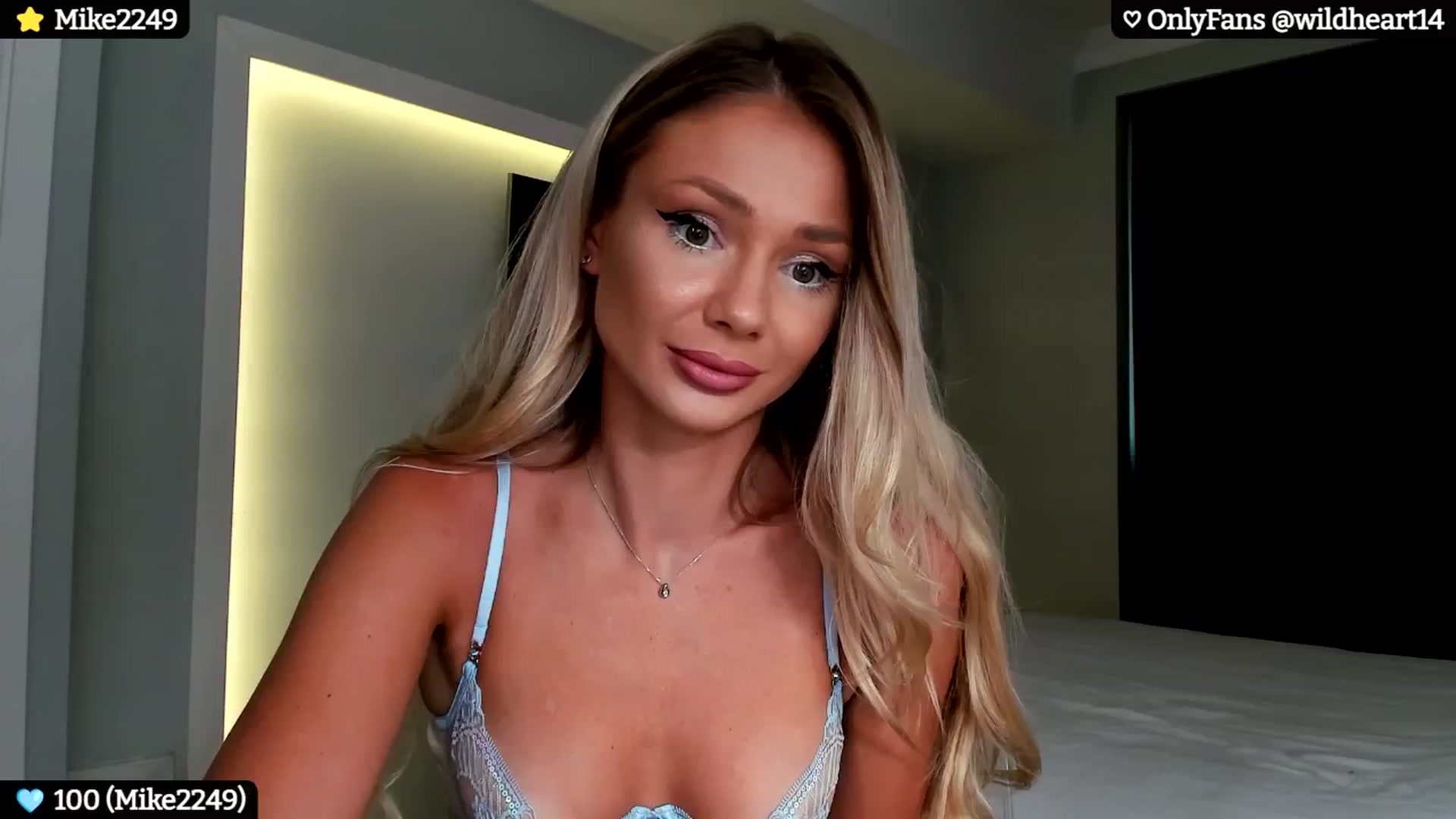 Gallery image thumbnail from Yveline's myfreecams stream on, 07/15/2024, 17:00 image 5 of 20