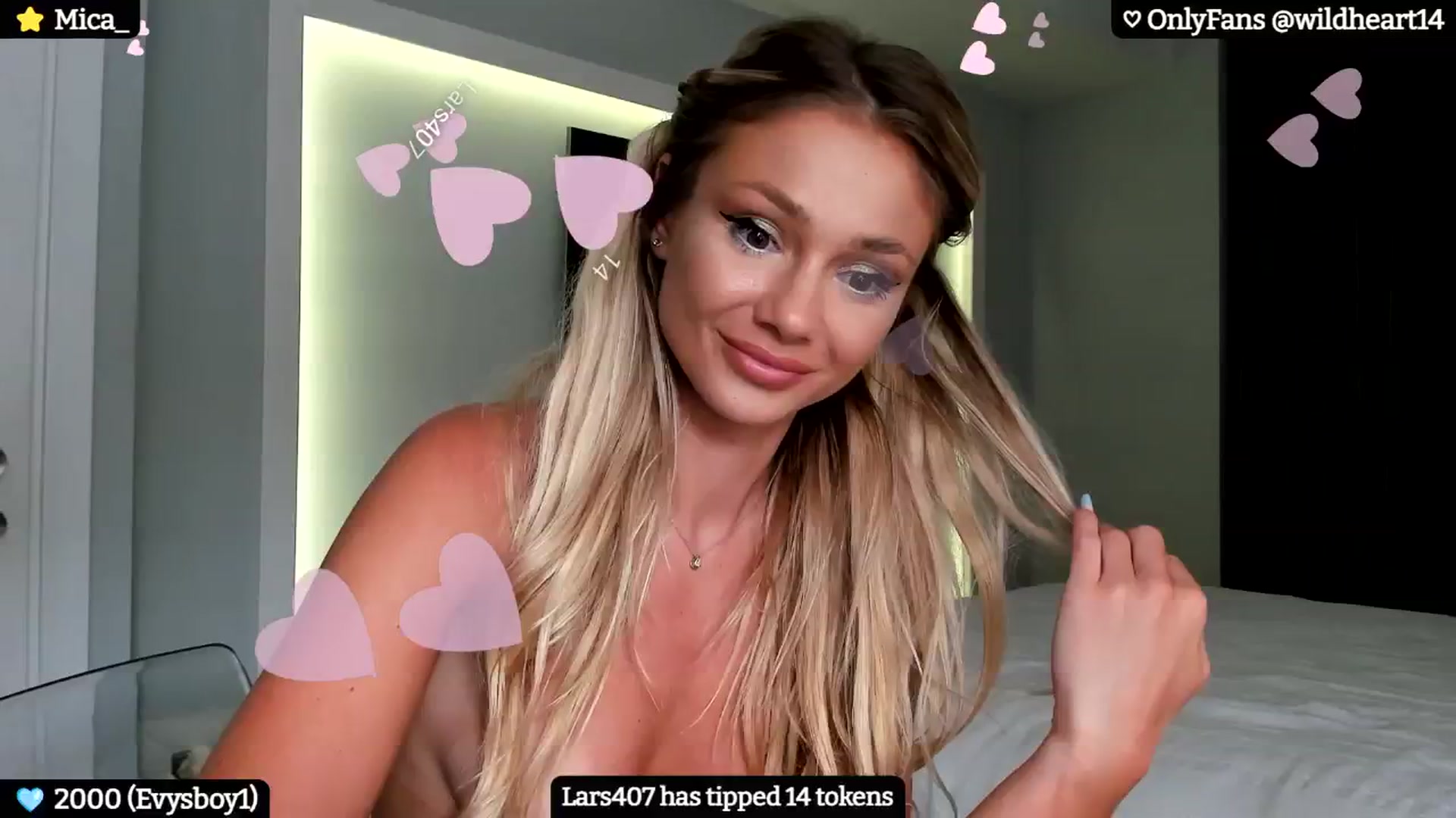 Gallery image thumbnail from Yveline's myfreecams stream on, 07/16/2024, 21:34 image 20 of 20